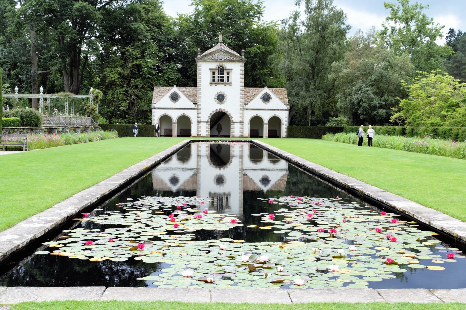 Nikon D3300 sample photo. Wales, gardens, house photography