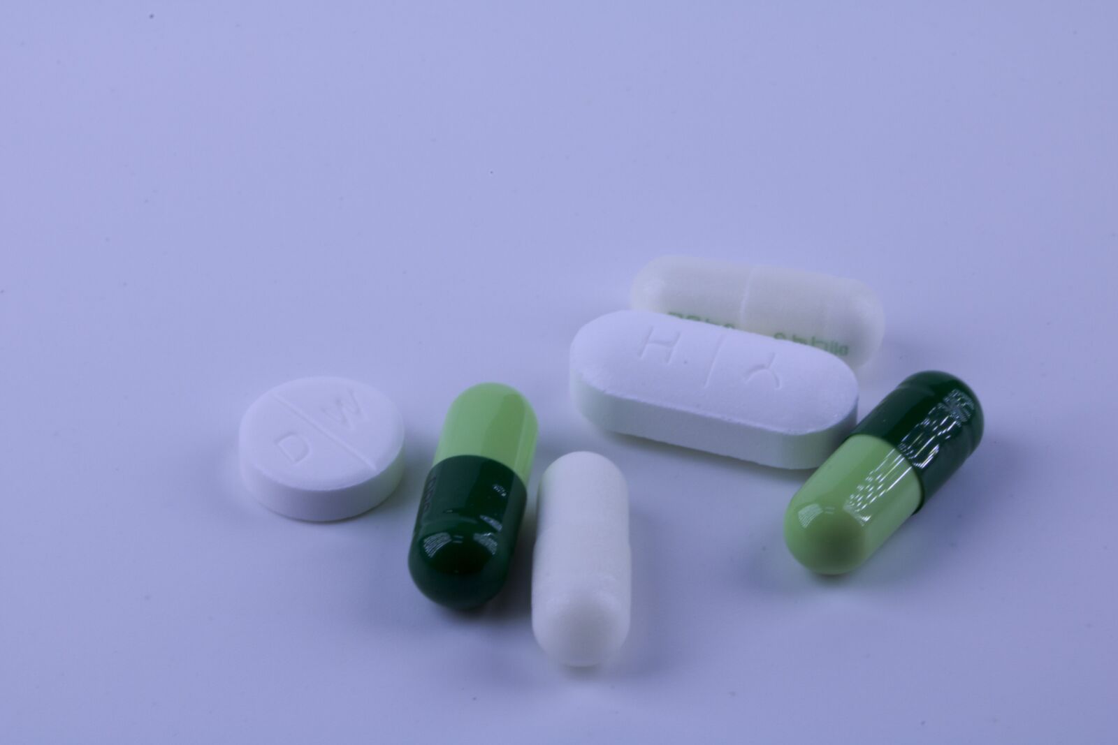 Canon EOS 750D (EOS Rebel T6i / EOS Kiss X8i) sample photo. About, health food, drug photography