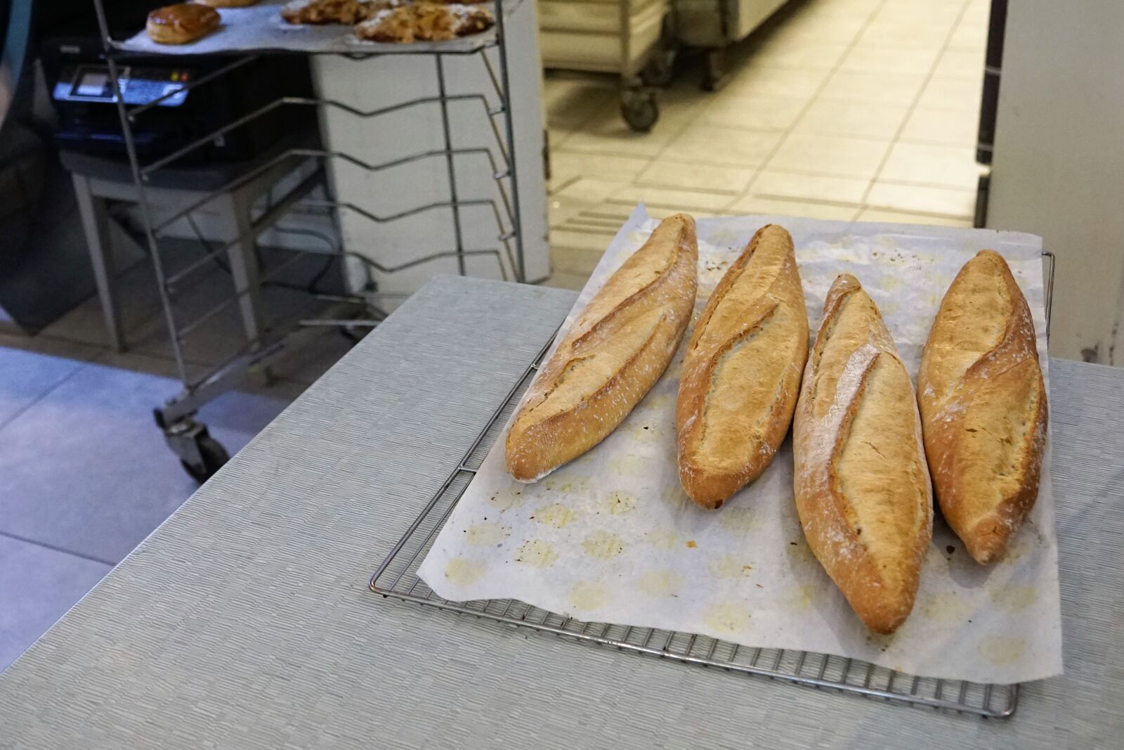 Sony ILCA-77M2 + Sony DT 16-50mm F2.8 SSM sample photo. Bread, bakery, eat photography