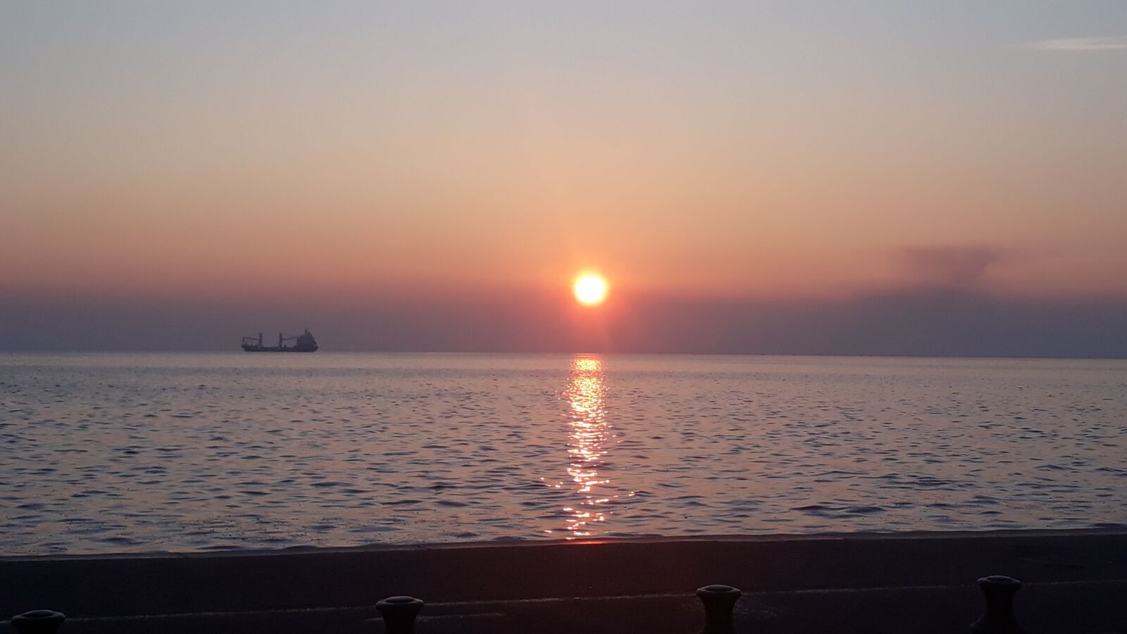 Samsung Galaxy J7 sample photo. Nea, paralia, thessaloniki photography