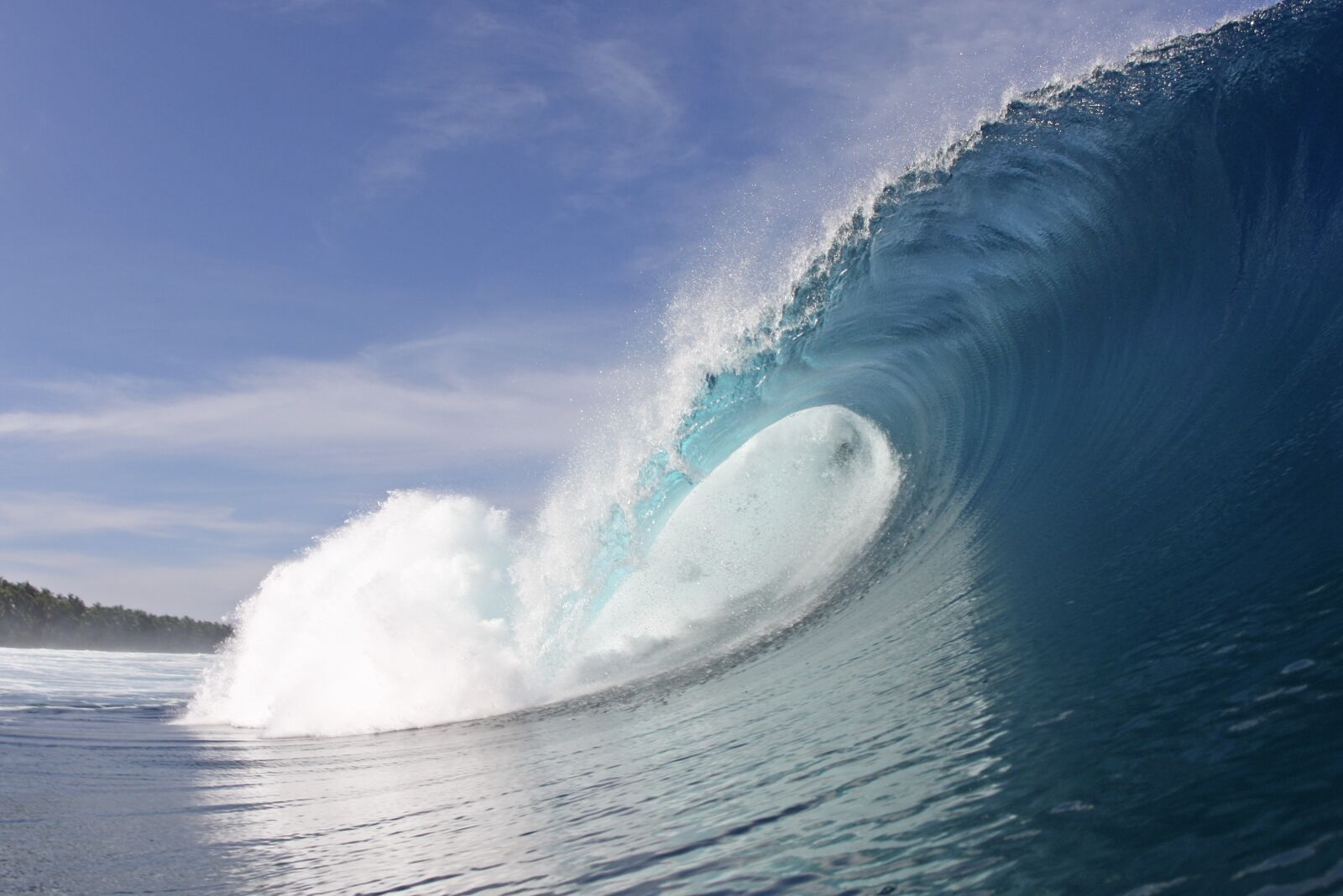 Canon EOS 40D sample photo. Body of water, waves photography