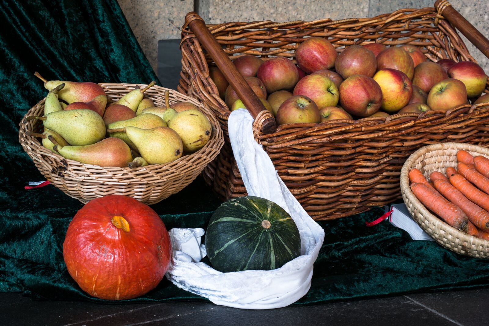 Samsung NX300M sample photo. Fruit, vegetables, thanksgiving photography