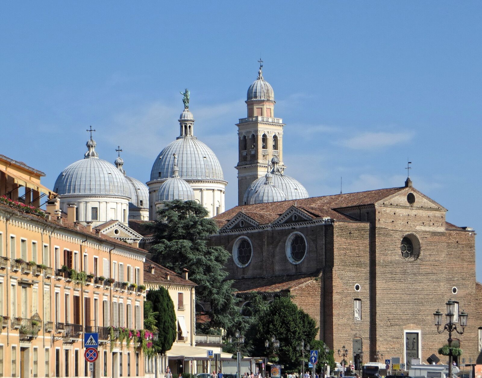 Canon PowerShot SX270 HS sample photo. Italy, padua, basilica photography