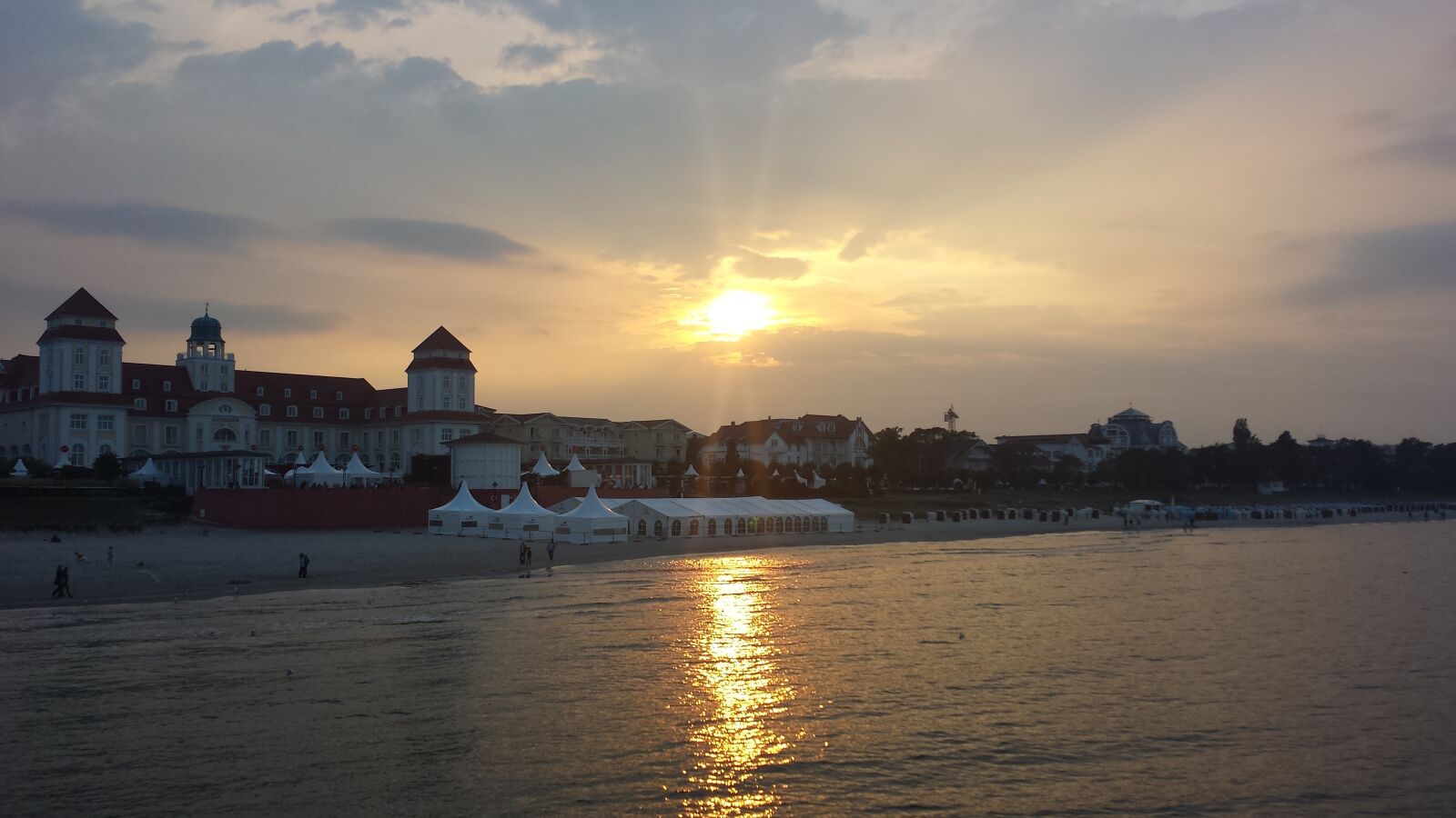 Samsung Galaxy S4 sample photo. Sunset, kurhaus, vacations photography