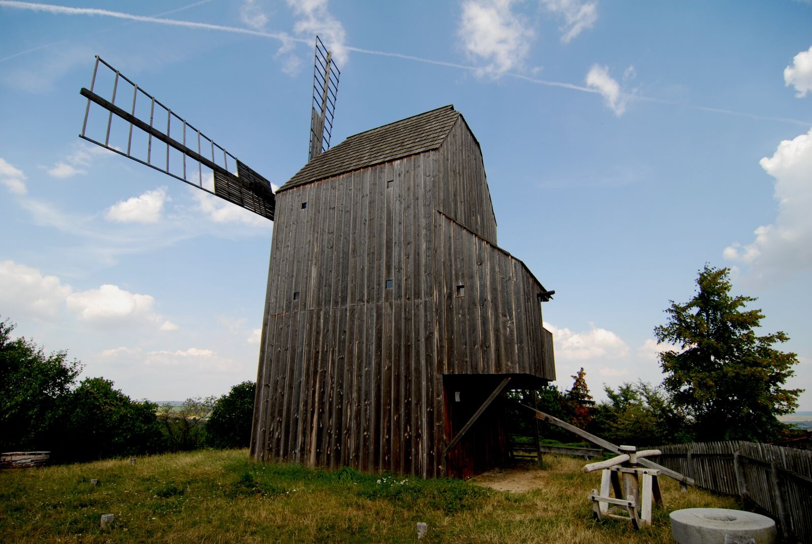 Nikon D200 sample photo. Windmill, wooden, scoop photography