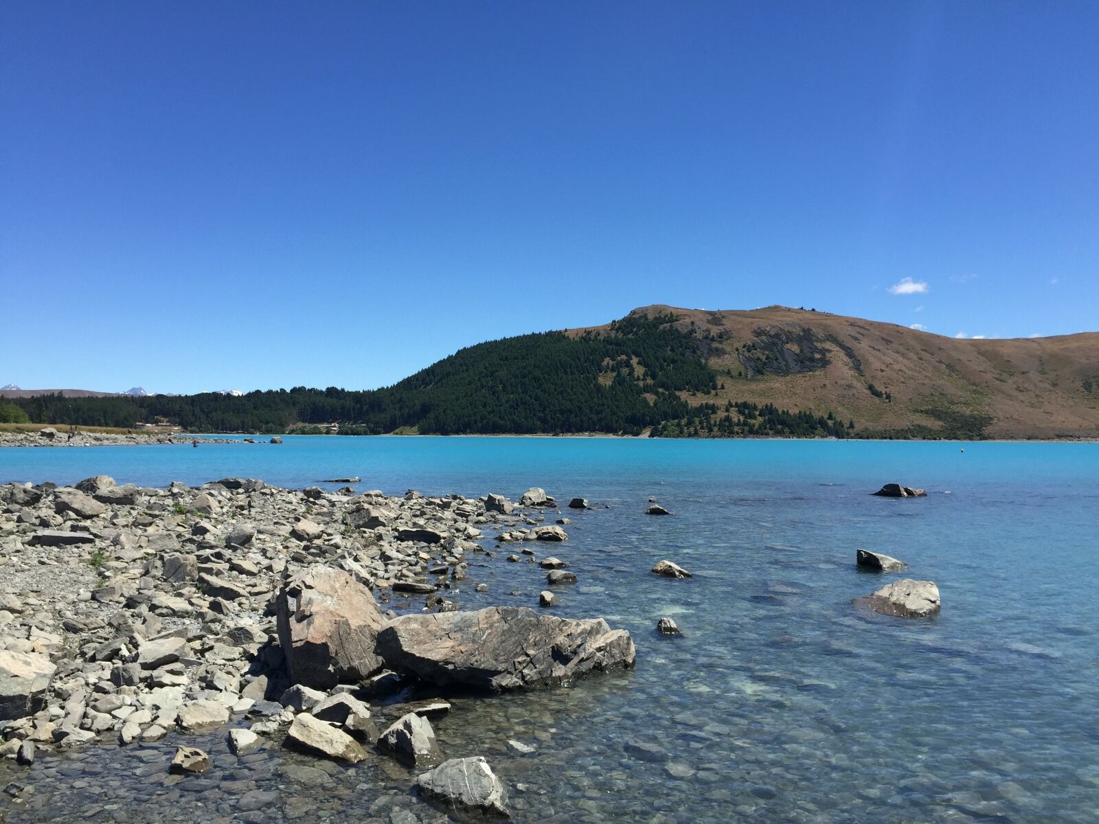 iPhone 6 Plus back camera 4.15mm f/2.2 sample photo. Blue, hill, lake photography