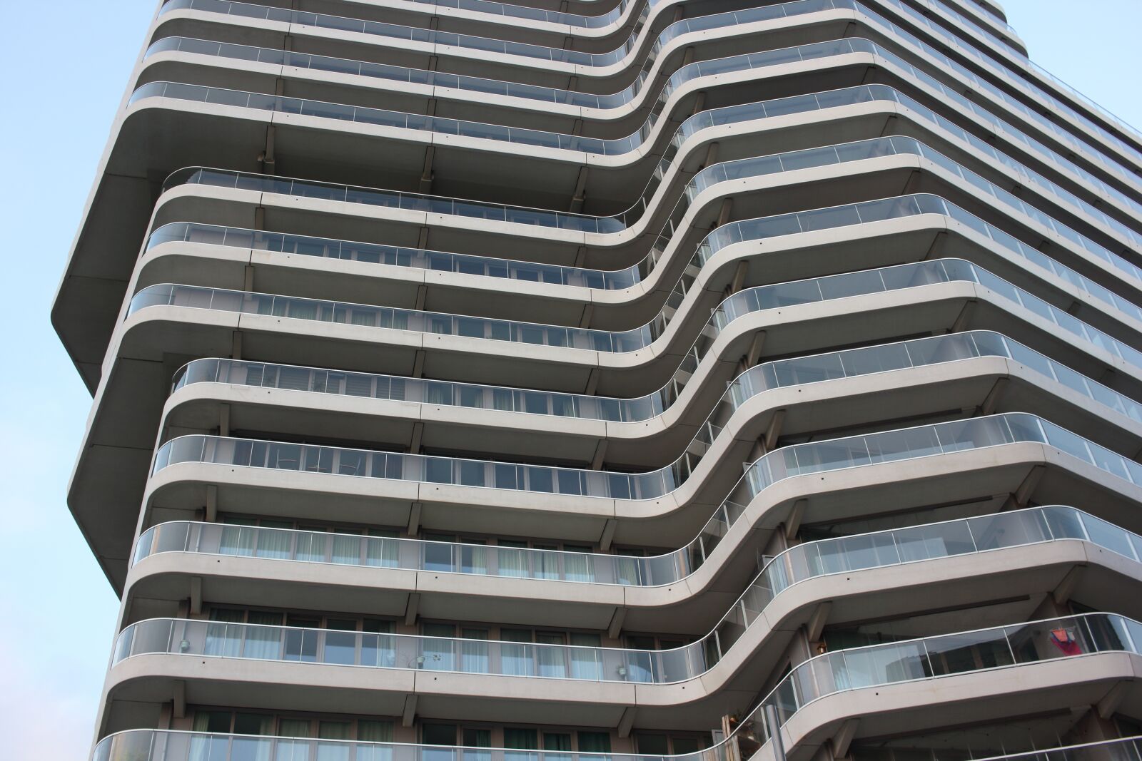 Canon EOS 550D (EOS Rebel T2i / EOS Kiss X4) sample photo. Netherlands, nijmegen, building photography