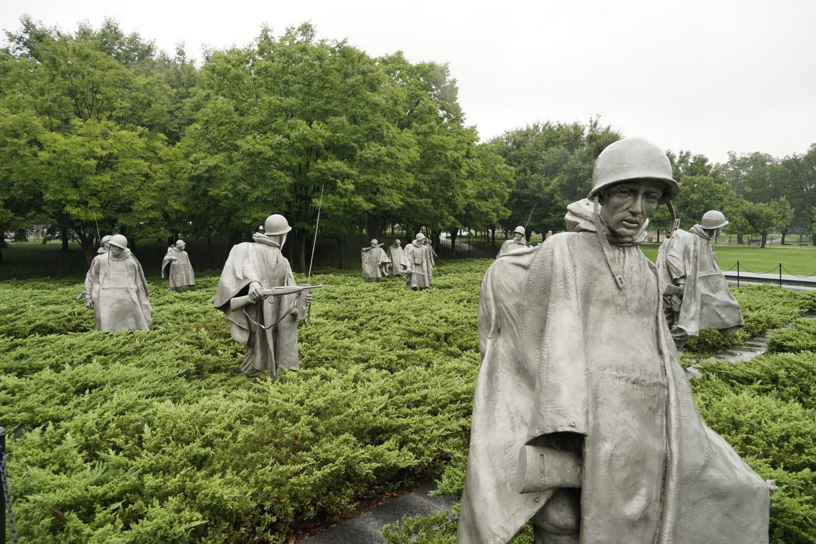 Sony a7 II + Sony FE 24-240mm F3.5-6.3 OSS sample photo. War, soldiers, korea photography