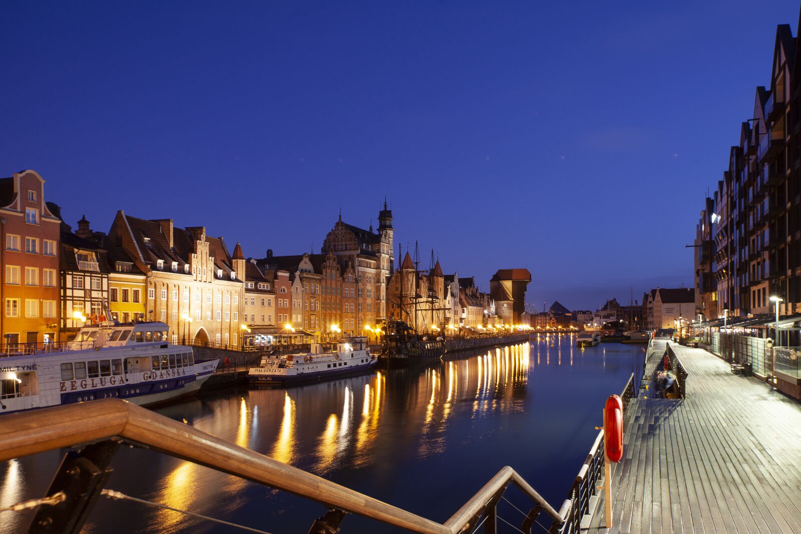 Canon EOS 5D Mark II sample photo. Gdańsk, gdansk, poland photography