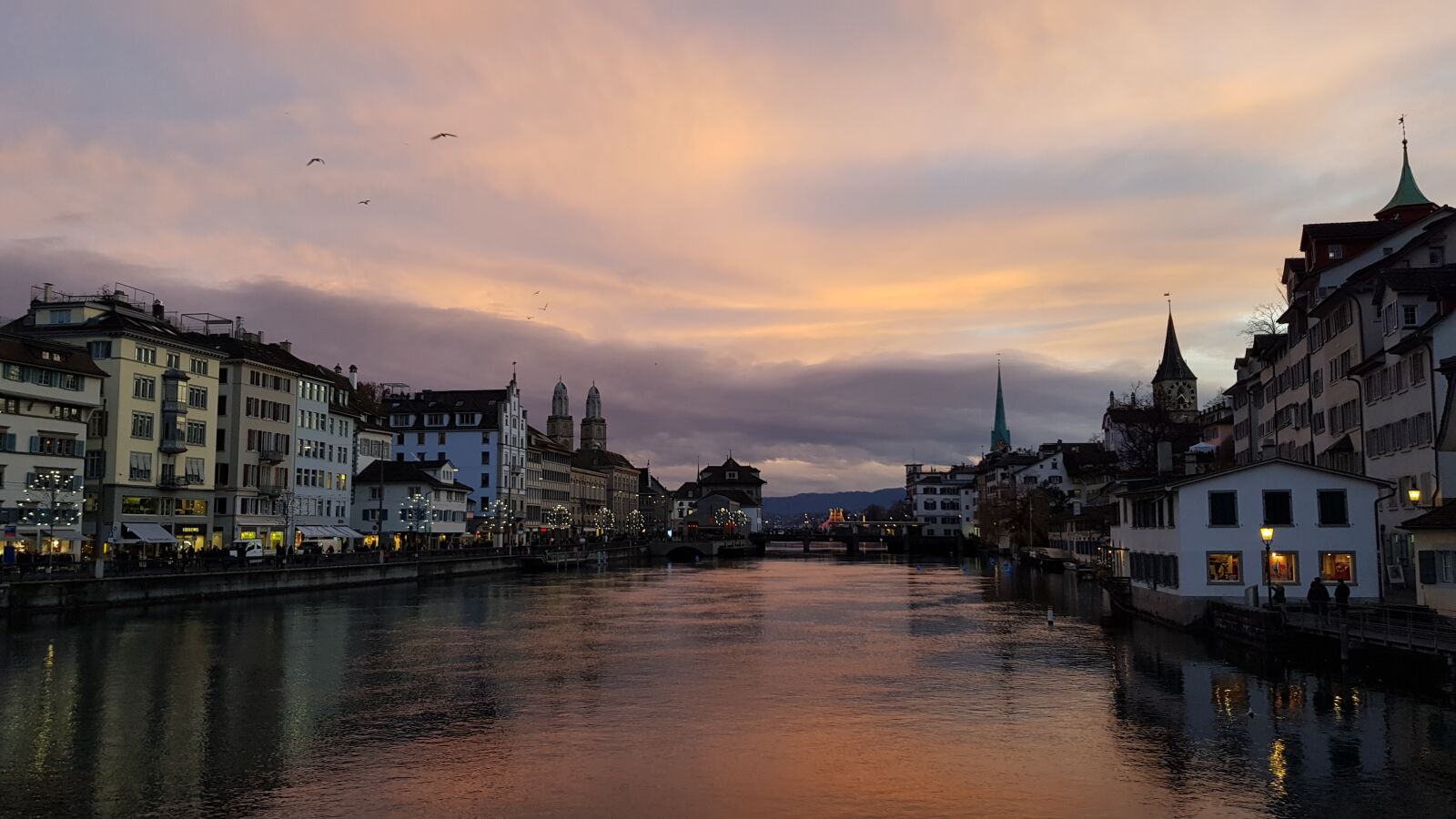 Samsung Galaxy S8 sample photo. Zurich, dusk, city photography