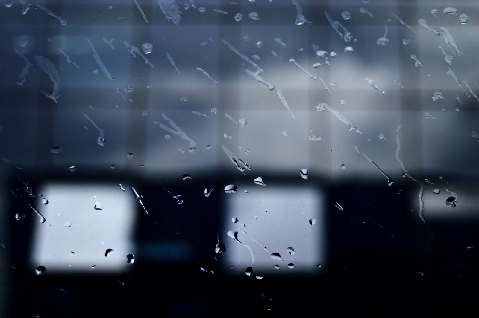 Nikon D3200 sample photo. Blurry, rain, window photography