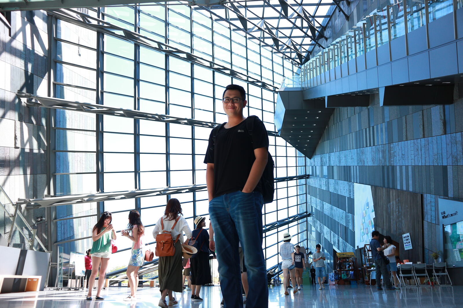Canon EOS M sample photo. Men, in, city photography