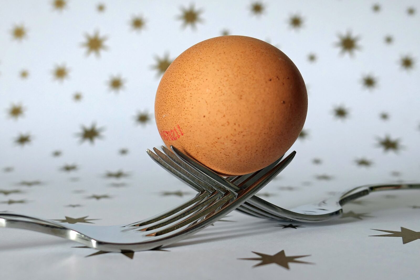Panasonic Lumix DMC-LX10 (Lumix DMC-LX15) sample photo. Fork, egg, cutlery photography