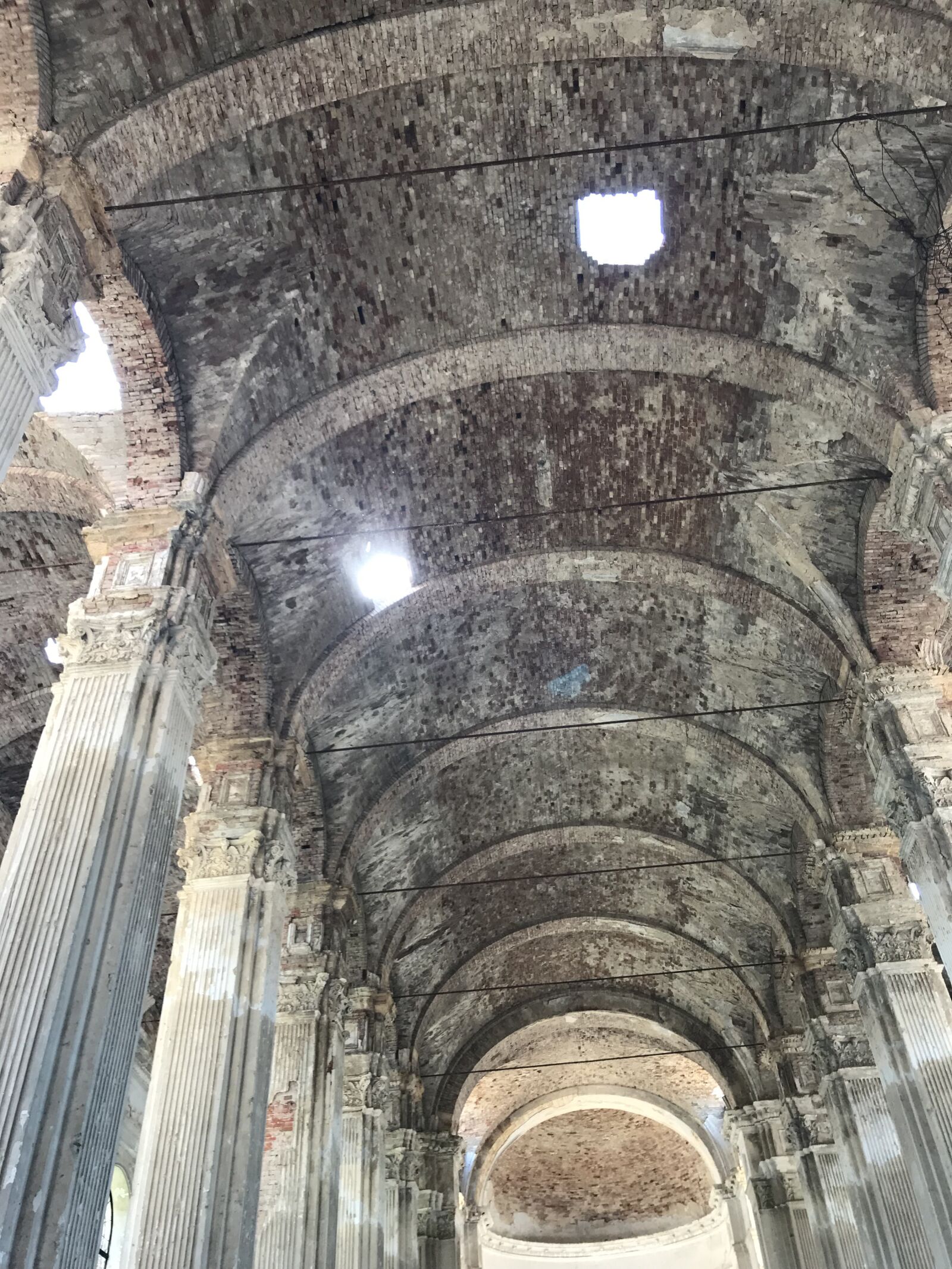 iPhone 7 back camera 3.99mm f/1.8 sample photo. Church, architecture, history photography