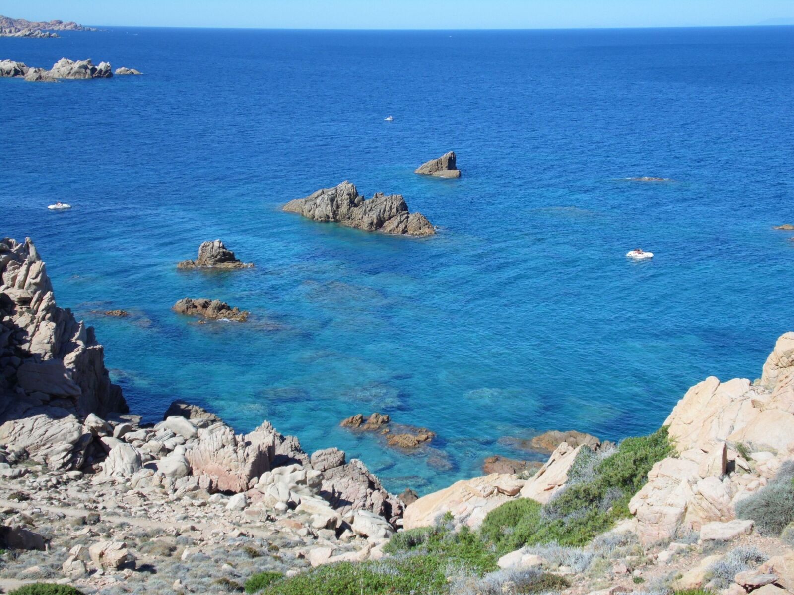 Samsung WB100/  WB101 sample photo. Sardinia, sea, water photography