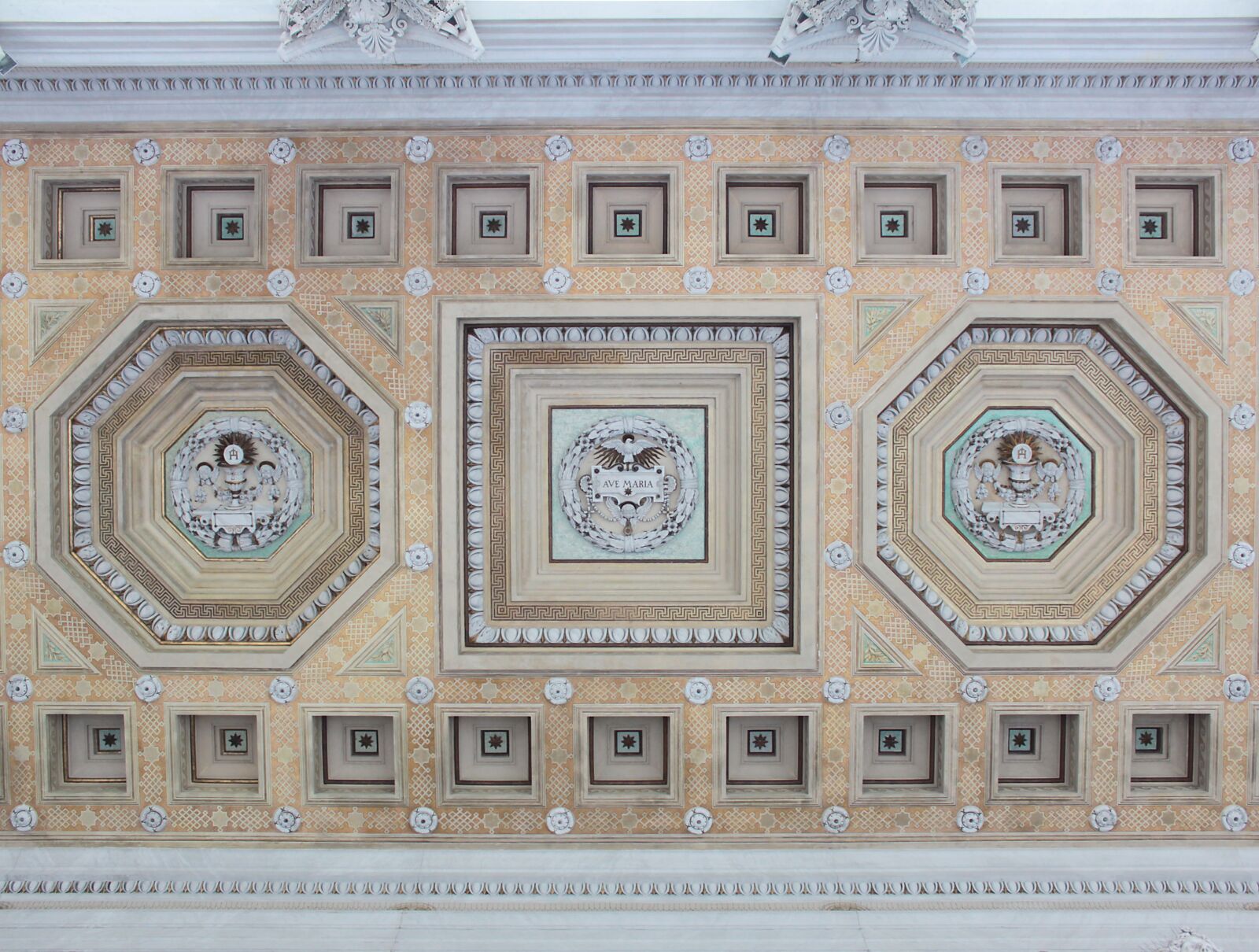 Canon EOS 500D (EOS Rebel T1i / EOS Kiss X3) sample photo. Ceiling, painting, architecture photography