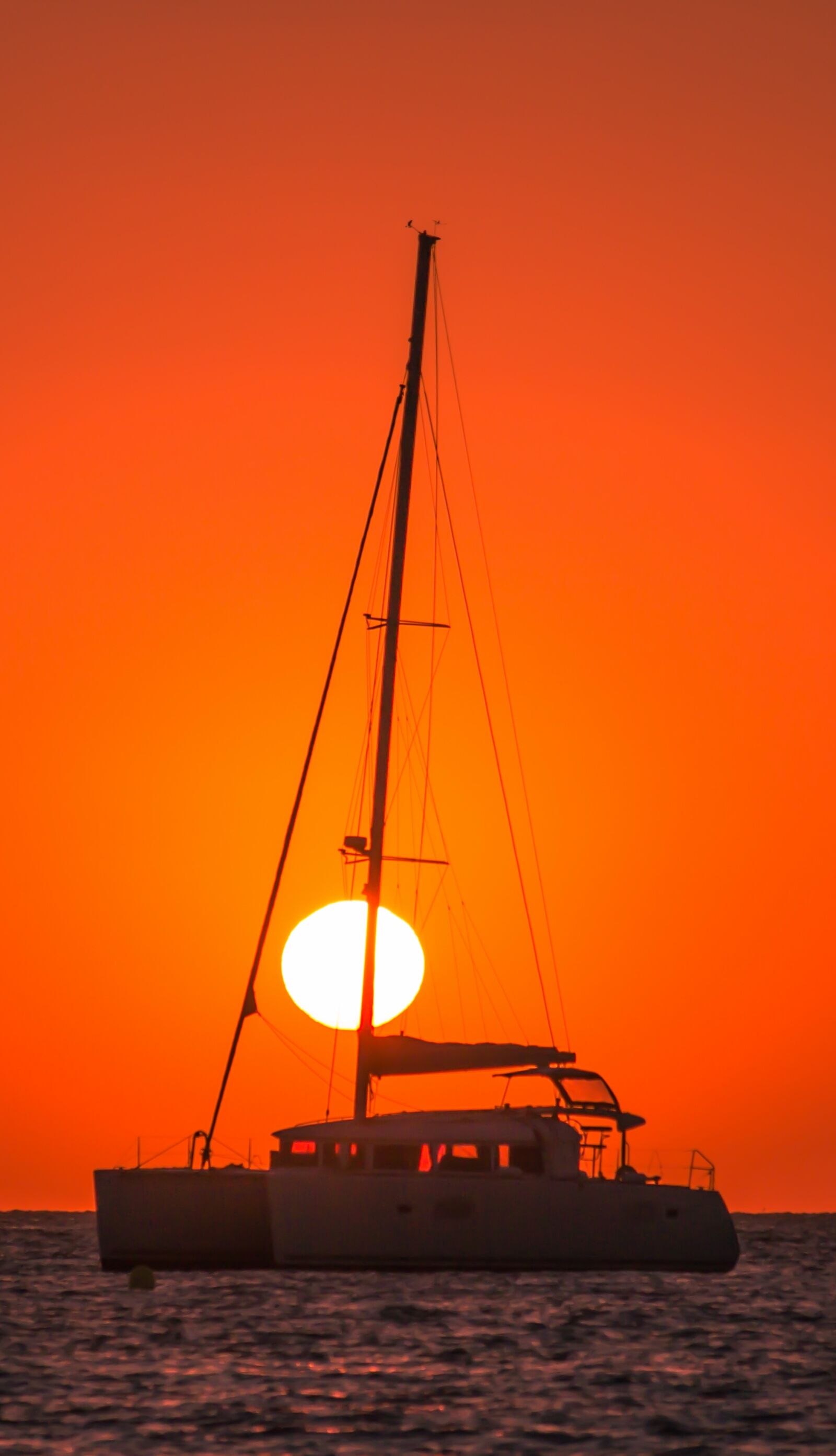 Canon EOS 600D (Rebel EOS T3i / EOS Kiss X5) sample photo. Sea, sunset, sun photography