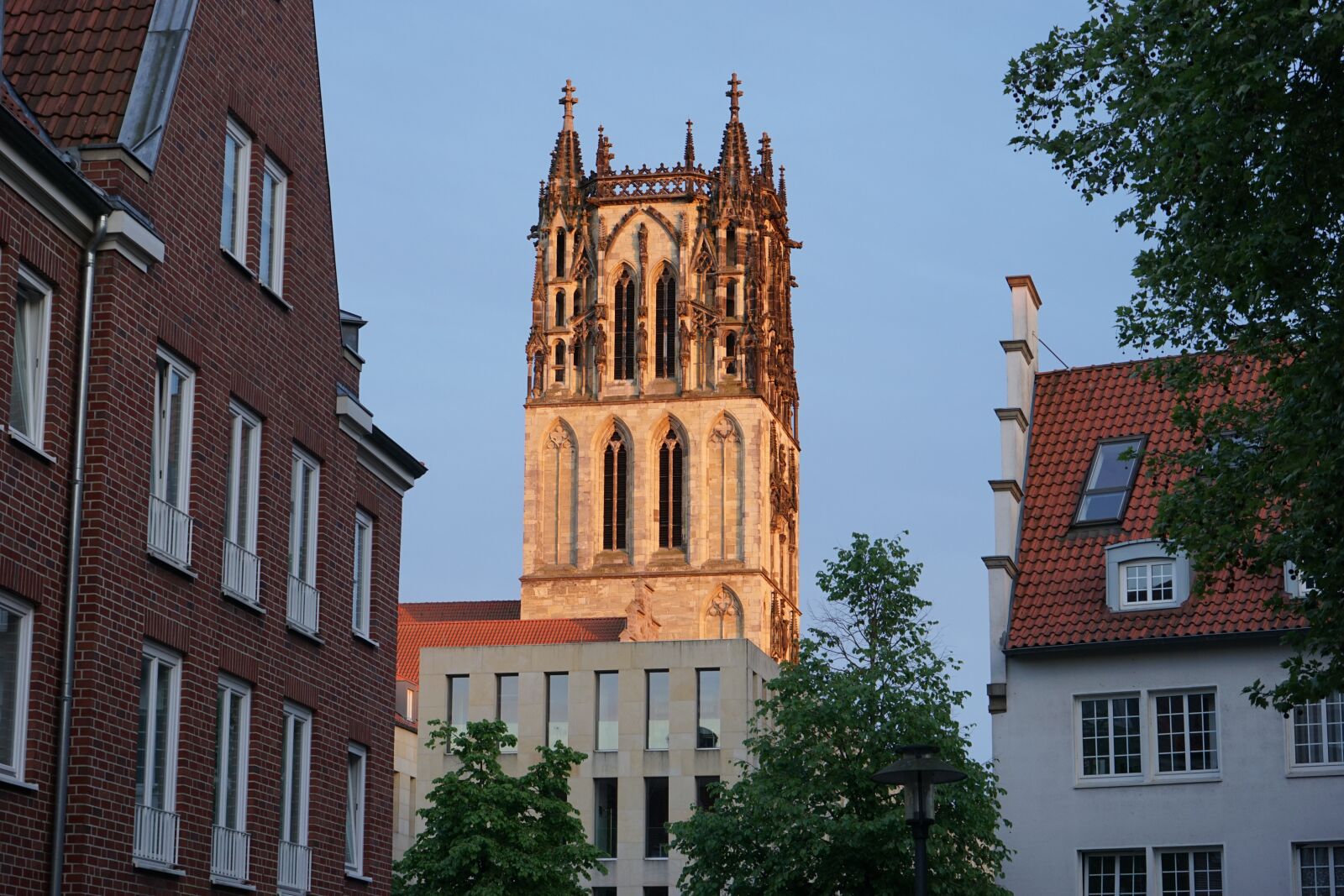 Sony a7 + Sony FE 28-70mm F3.5-5.6 OSS sample photo. Steeple, dom, twilight photography