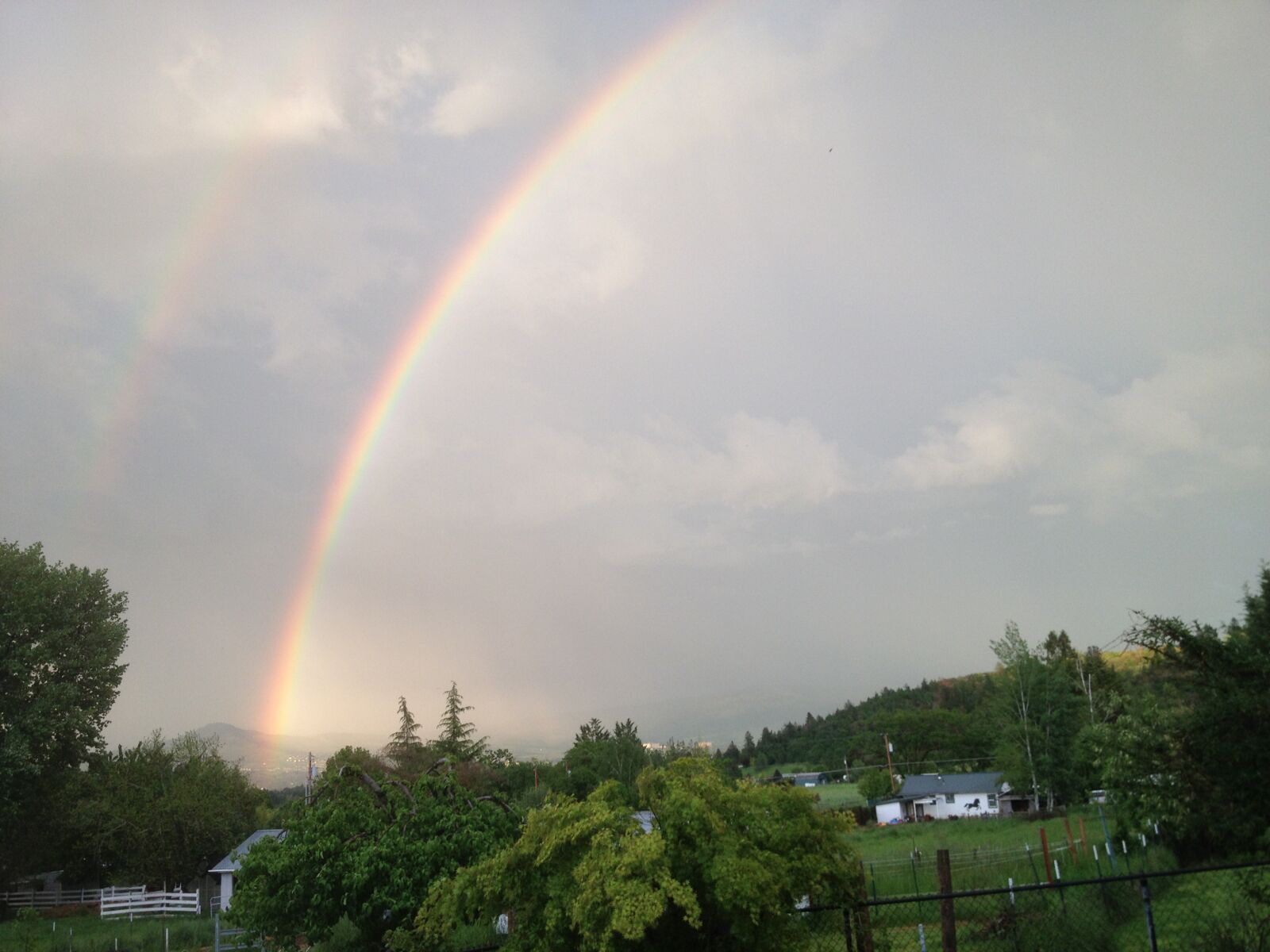 Apple iPhone 4S + iPhone 4S back camera 4.28mm f/2.4 sample photo. Rainbow, peace, hope photography