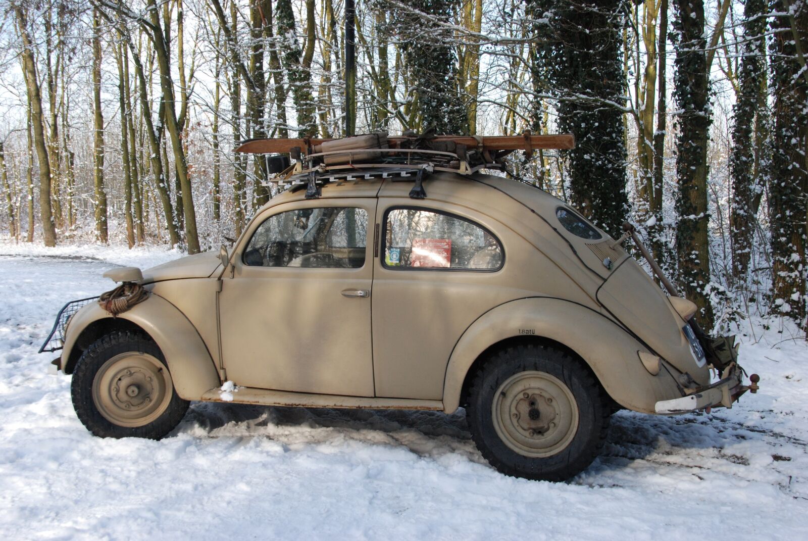 Nikon D80 sample photo. Car, vintage, antique photography