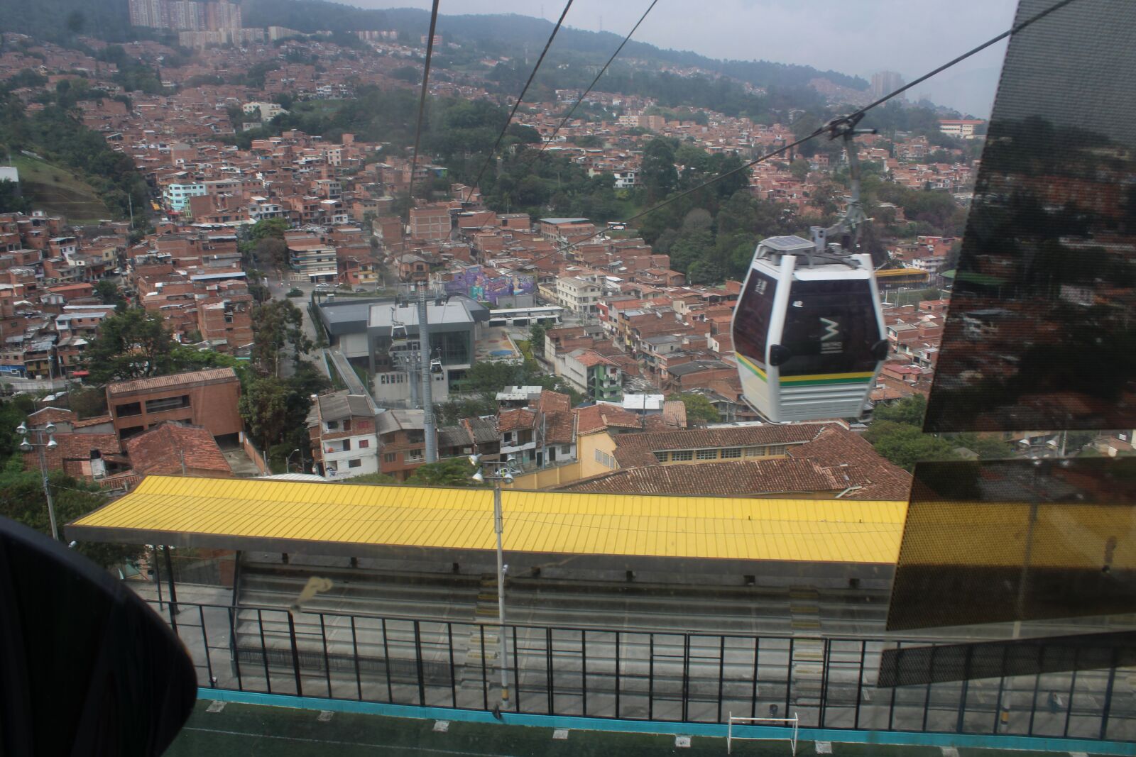 Canon EOS 2000D (EOS Rebel T7 / EOS Kiss X90 / EOS 1500D) sample photo. Medellin, antioquia, colombia photography