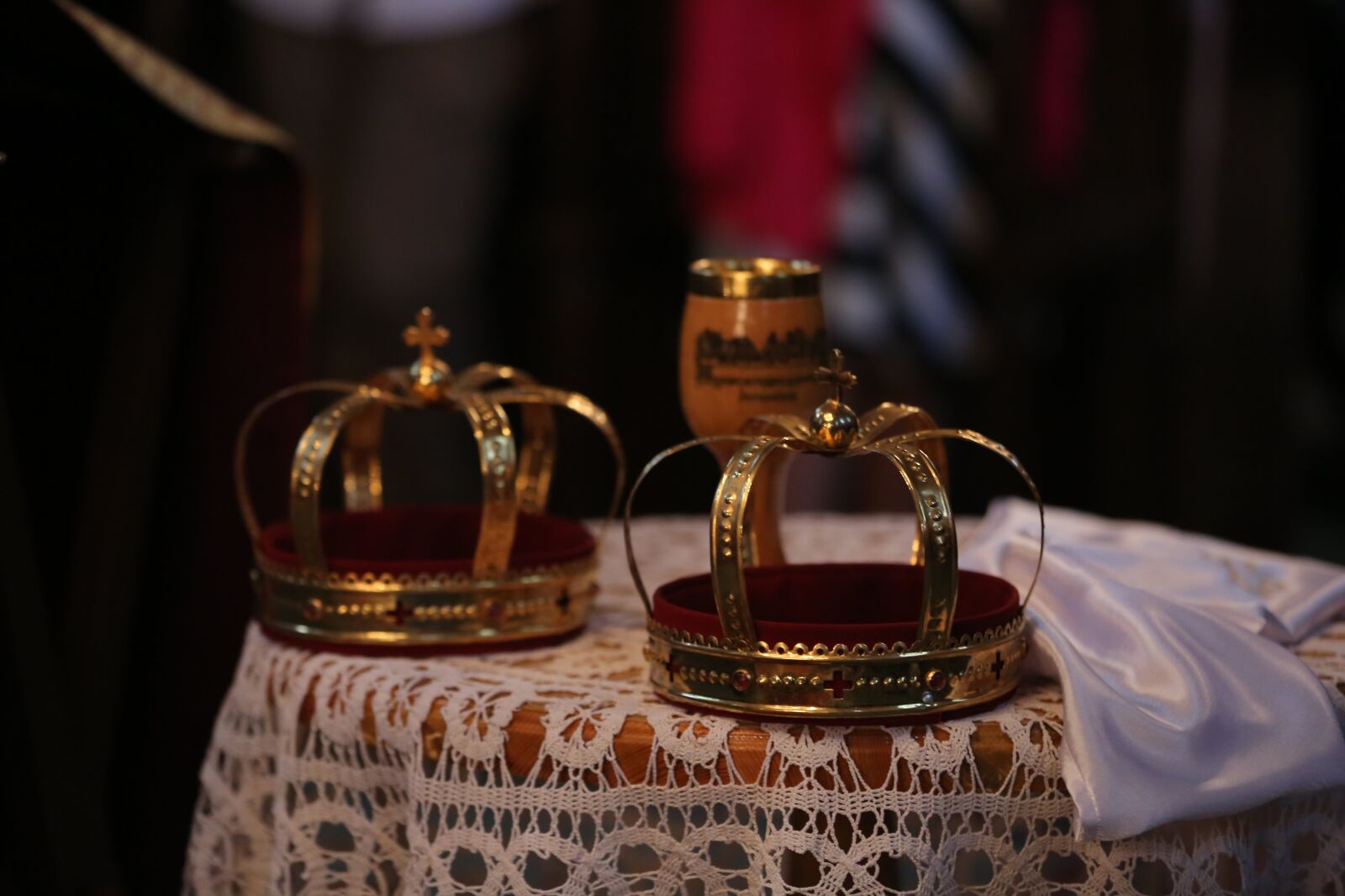 Canon EOS 5D Mark III sample photo. Coronation, kingdom, crown, royalty photography