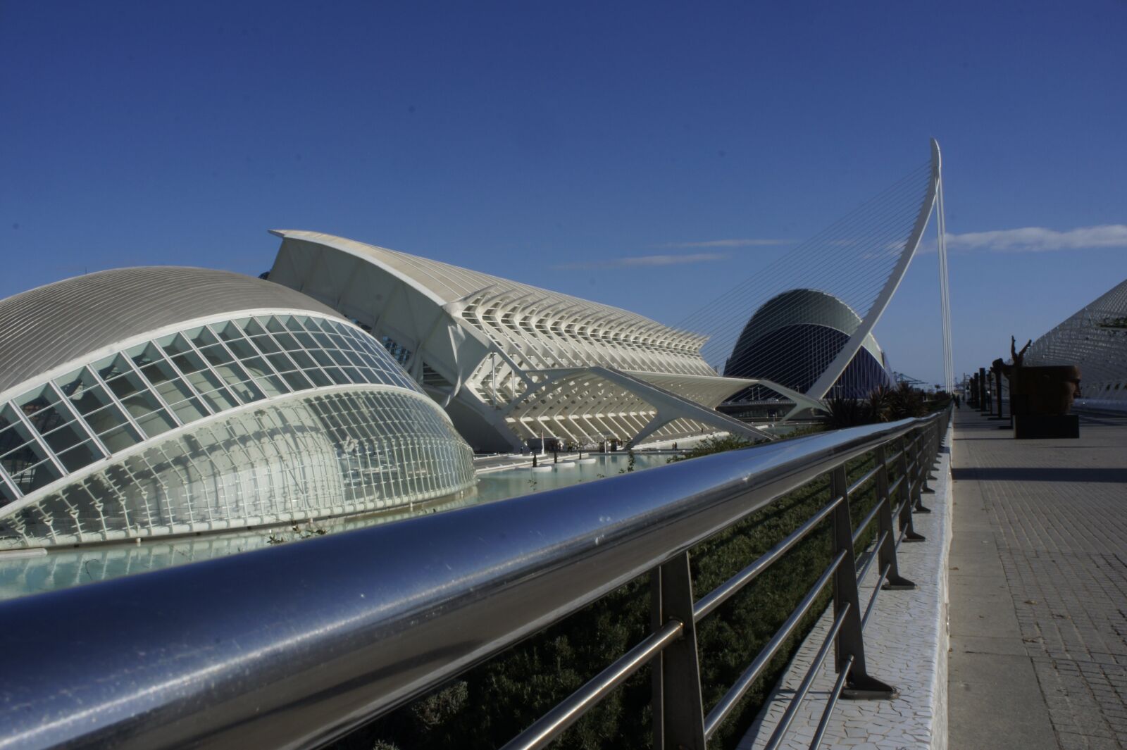 Sony Alpha NEX-3 + Sony E 18-55mm F3.5-5.6 OSS sample photo. Hemisf ric, valencia, city photography