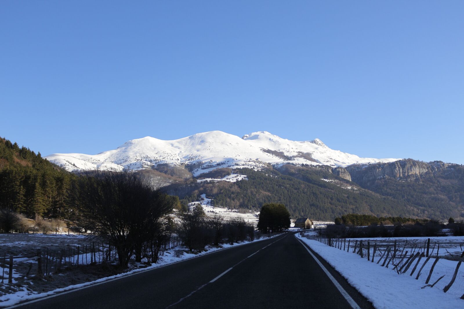 Canon EOS 700D (EOS Rebel T5i / EOS Kiss X7i) sample photo. Snow, mountain, nature photography