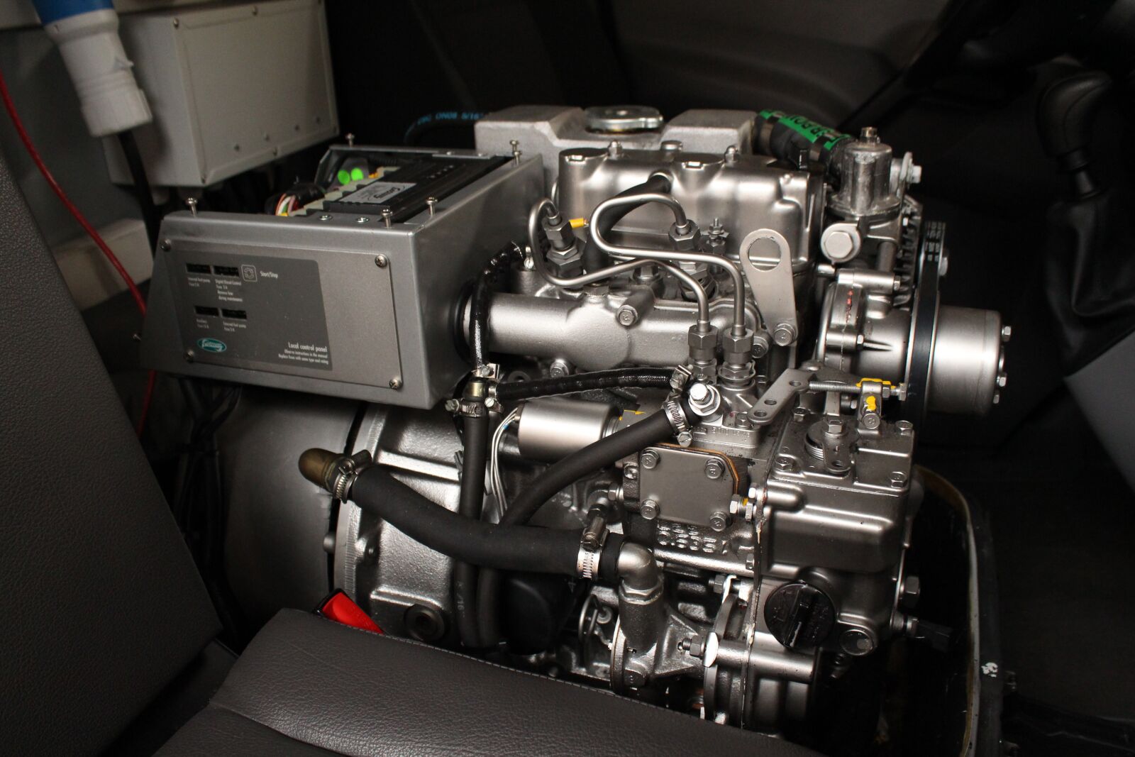 Canon EOS 650D (EOS Rebel T4i / EOS Kiss X6i) sample photo. Motor, close up, engine photography