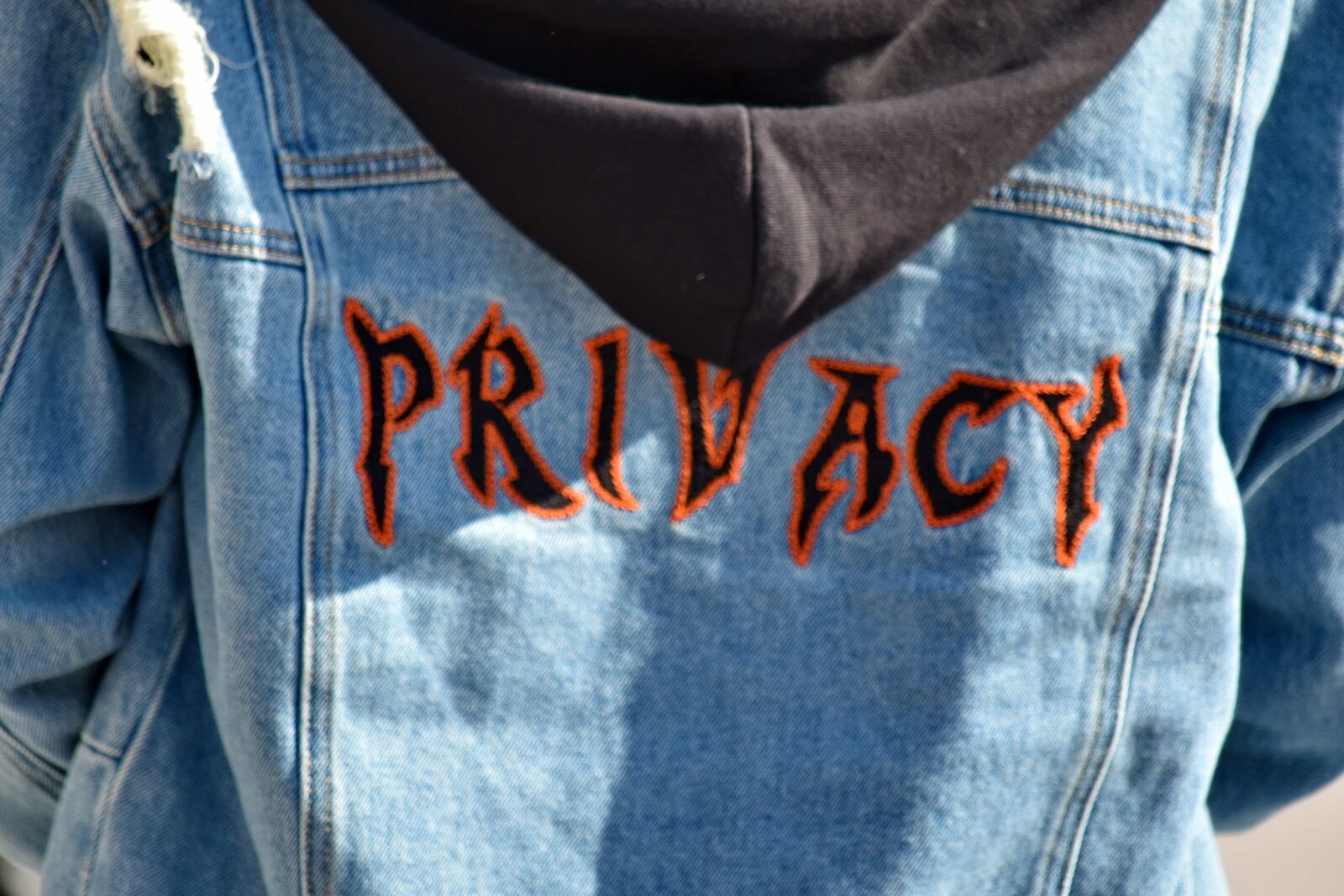 Nikon D5500 sample photo. Clothing, coat, private, private photography
