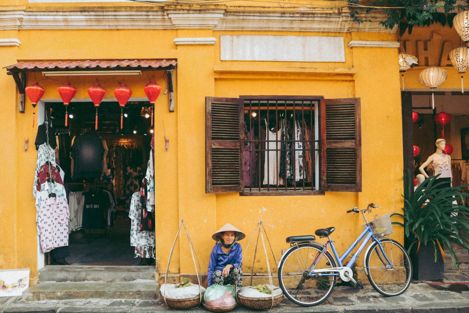 Canon EOS 750D (EOS Rebel T6i / EOS Kiss X8i) sample photo. Hoi an city, river photography