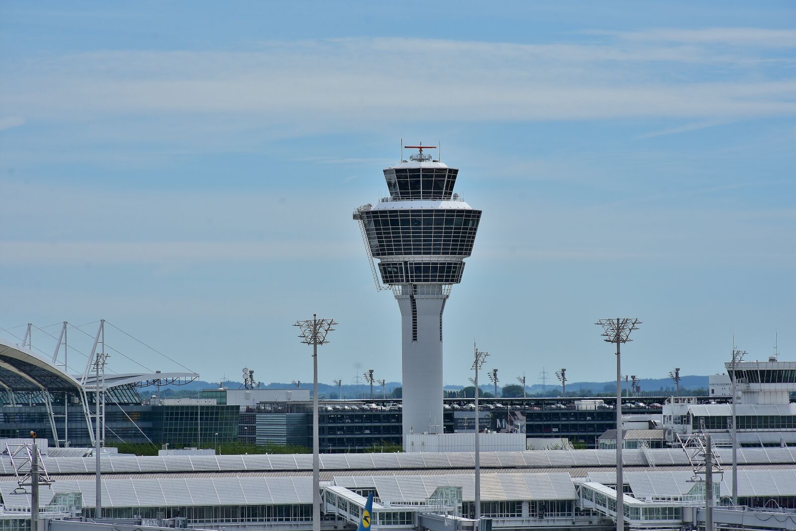 Nikon D7200 sample photo. Airport, munich, tower photography