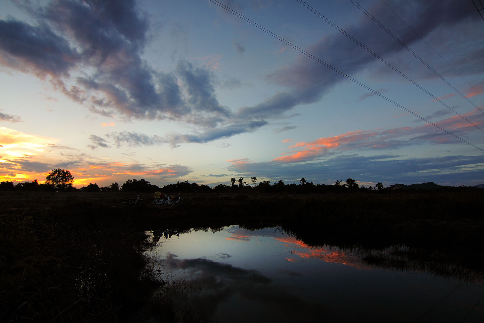 Canon EOS 50D sample photo. Clouds, colors, dawn, evening photography