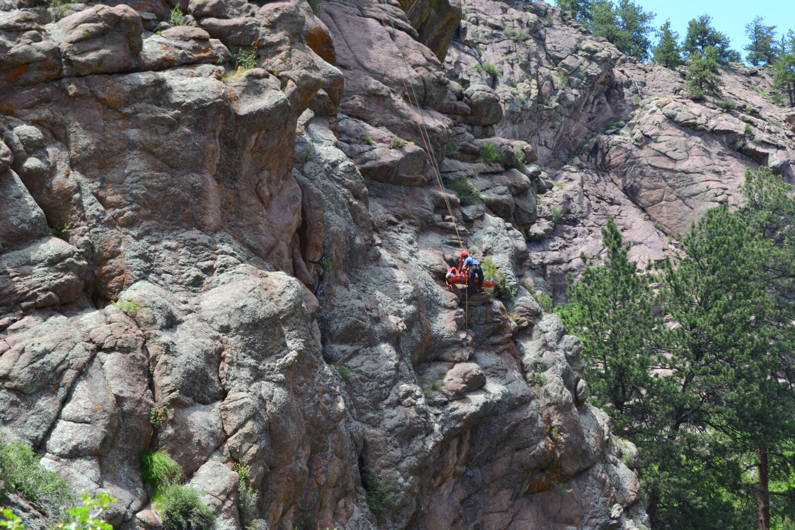 Nikon D3100 sample photo. Mountain, mountain, rescue photography