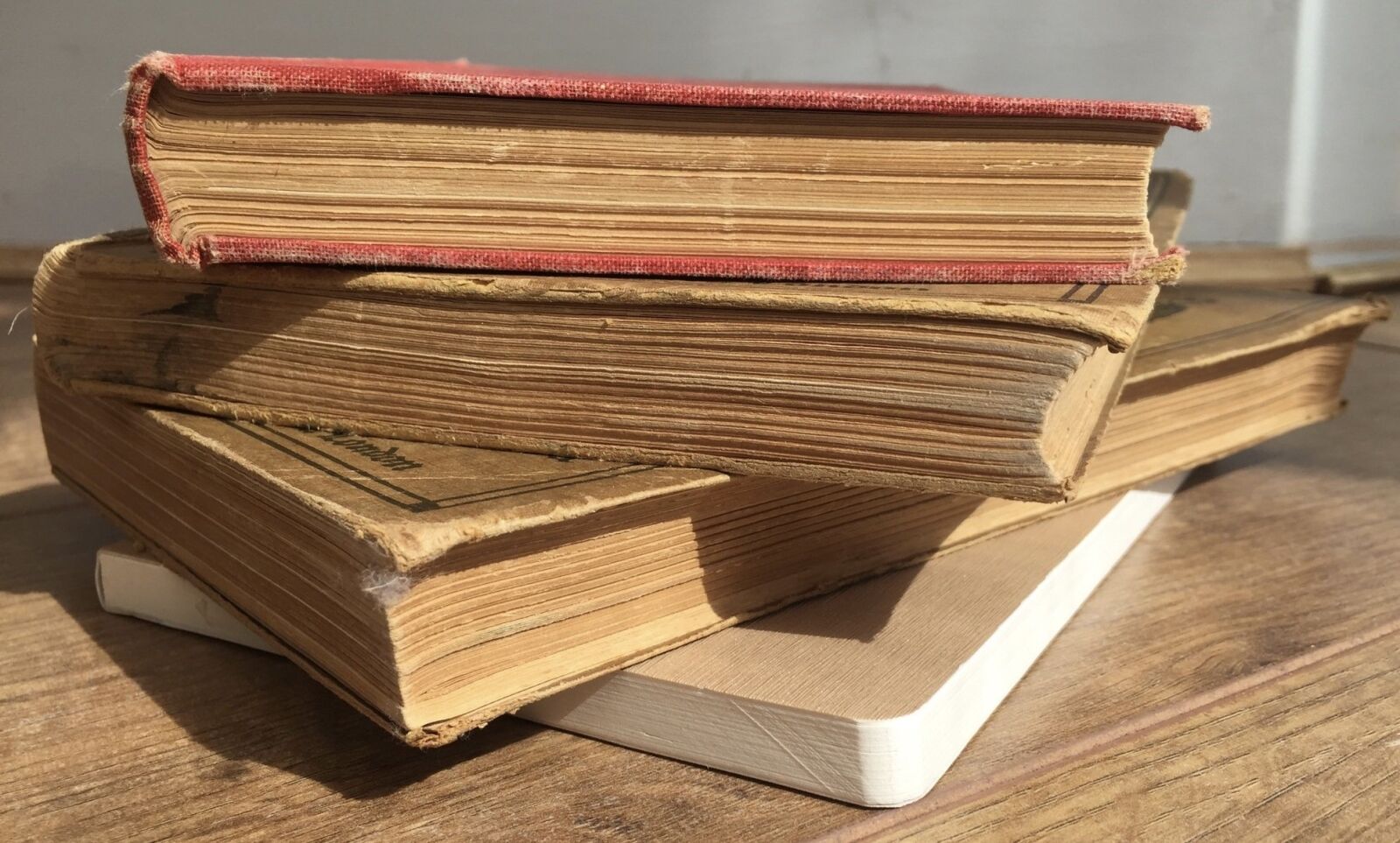 Apple iPhone 6 sample photo. Books, old, old book photography