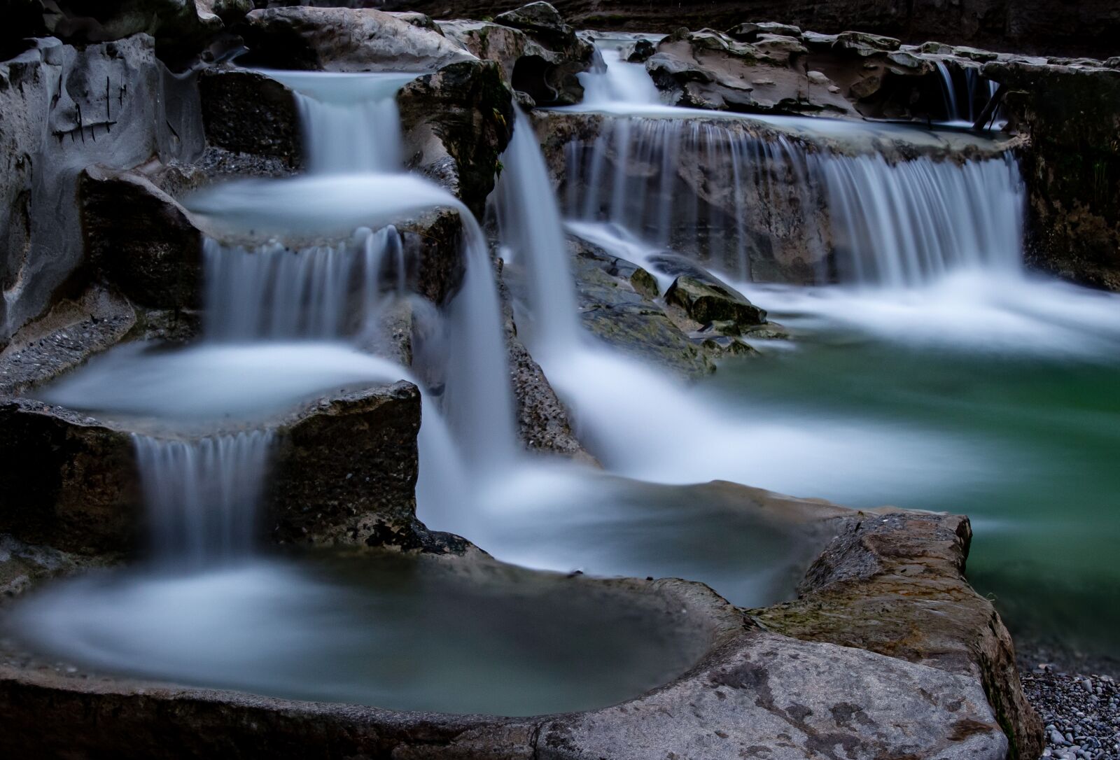 Canon EOS 1300D (EOS Rebel T6 / EOS Kiss X80) sample photo. Waterfall, longexposure, volcanic photography