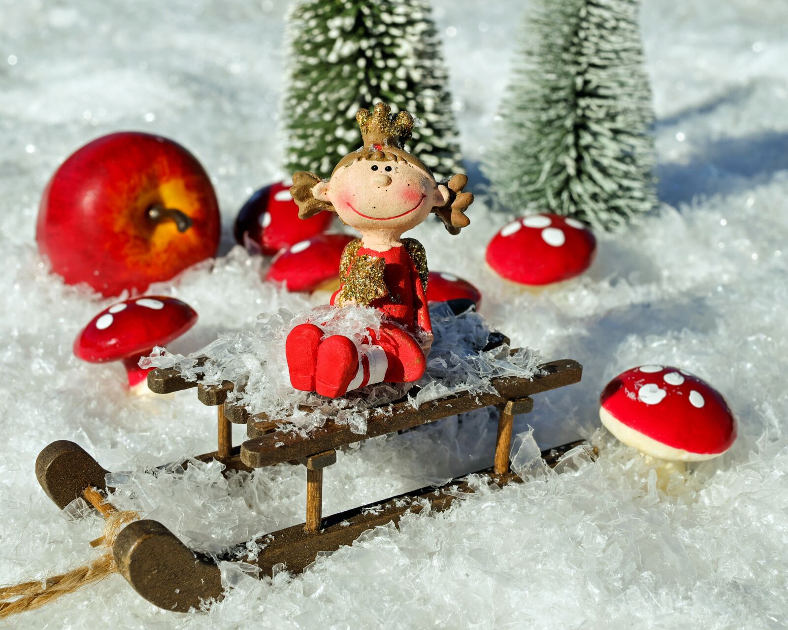 Fujifilm X-T10 + Fujifilm XF 35mm F1.4 R sample photo. Christmas angel, figure, sweet photography