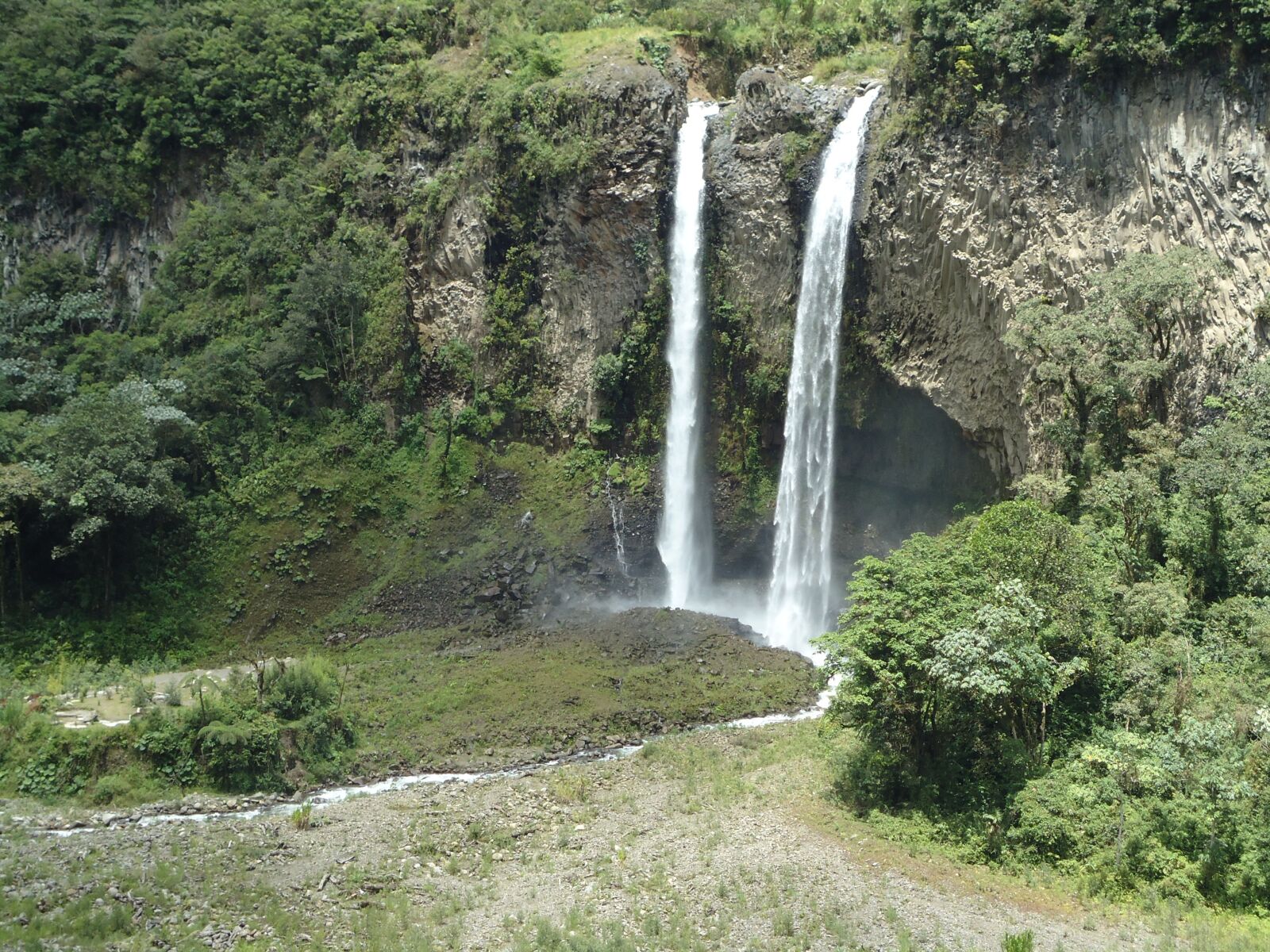 Sony Cyber-shot DSC-W320 sample photo. Waterfalls, landscape, nature photography