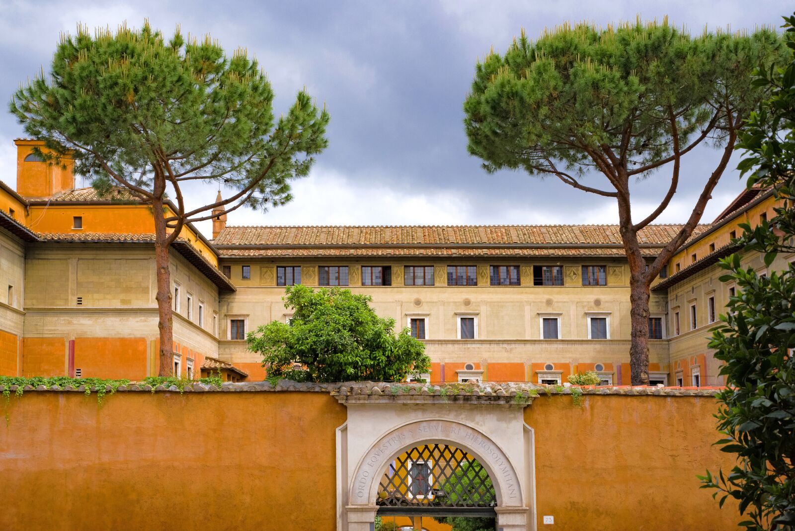 Pentax K-1 Mark II sample photo. Building, architecture, roman photography