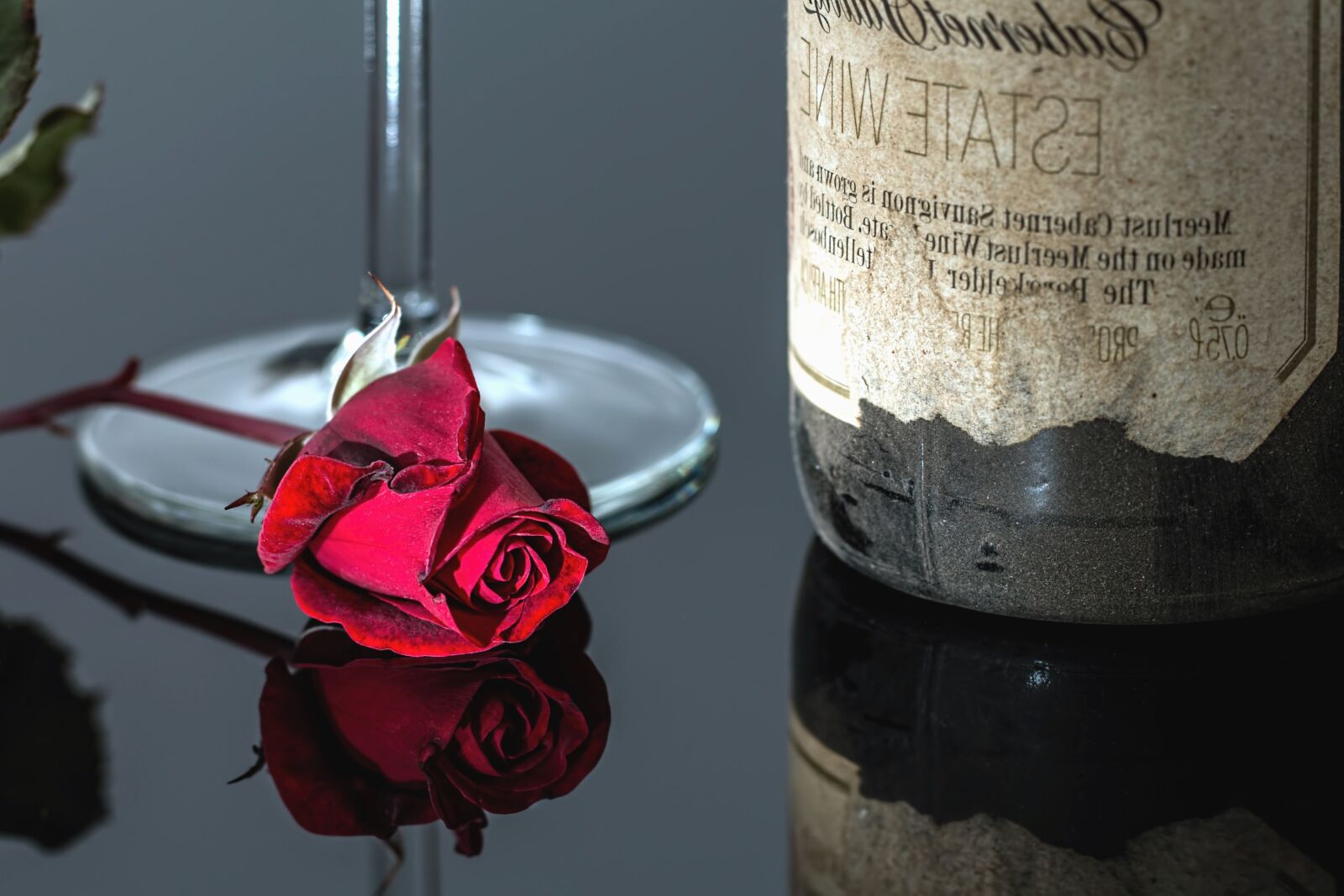 Canon EOS 70D sample photo. Rose, glass, table, reflection photography