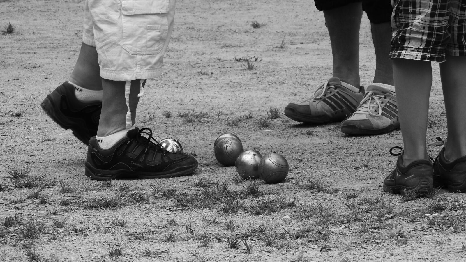 Nikon Coolpix P610 sample photo. Pétanque, france, traditional photography