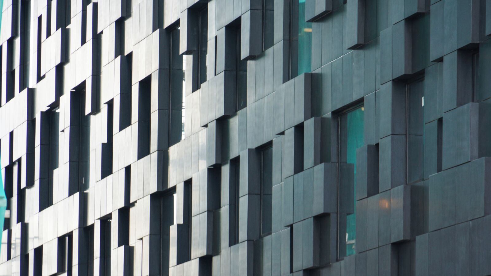 Sony Alpha NEX-7 sample photo. Building, barcode, architecture photography