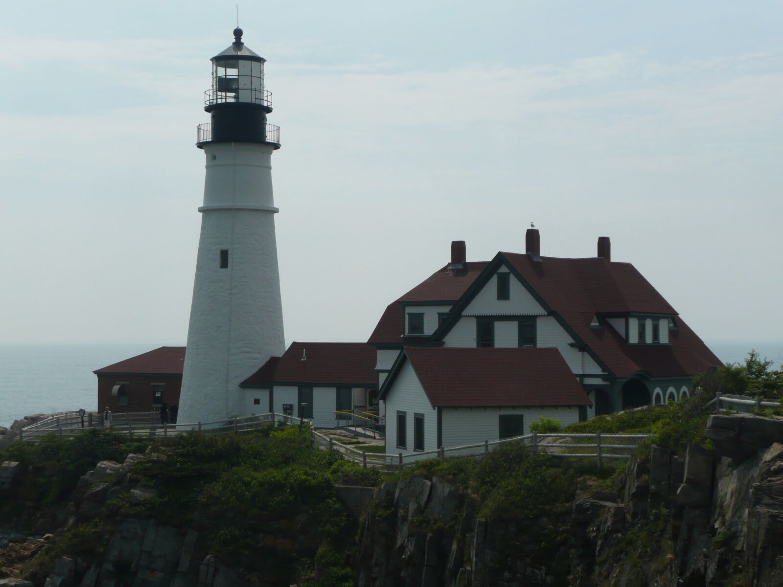 Panasonic DMC-TZ3 sample photo. Lighthouse, architecture, seashore photography