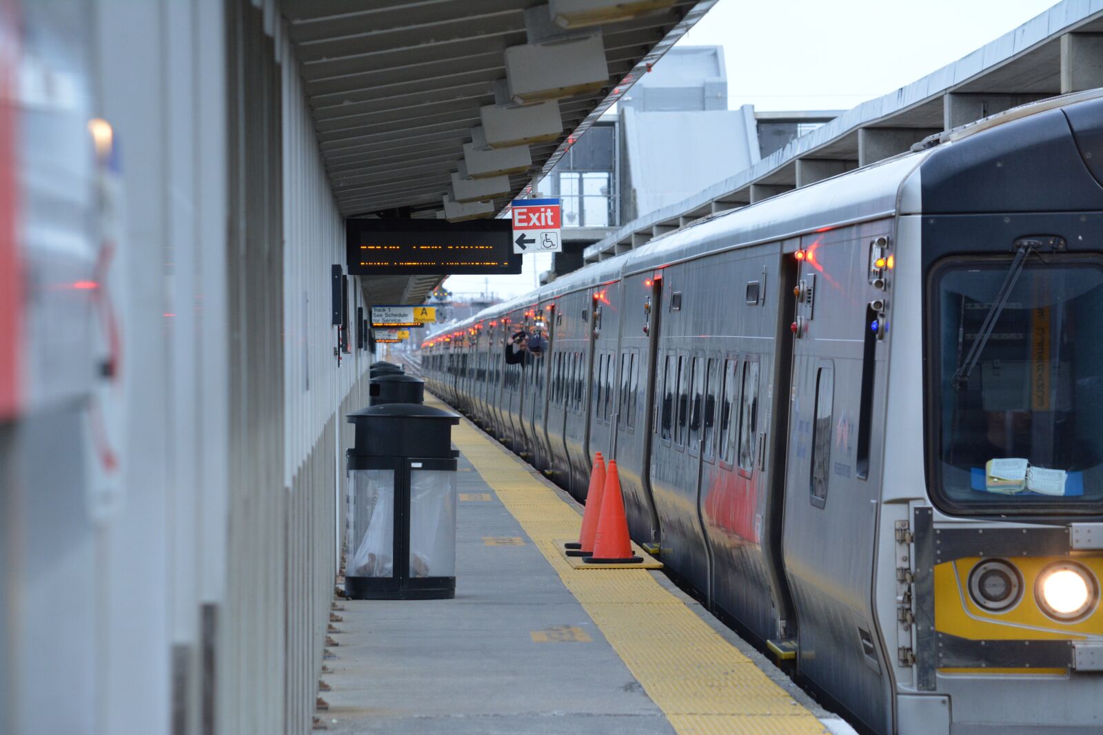Nikon D7100 sample photo. Leading lines, lines that photography