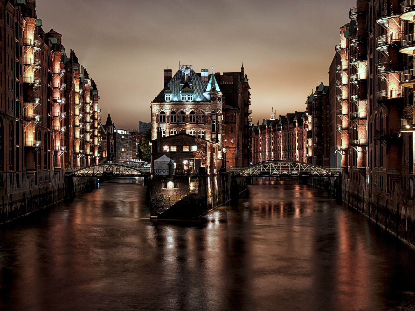 Canon EOS 70D sample photo. Hamburg, speicherstadt, germany photography