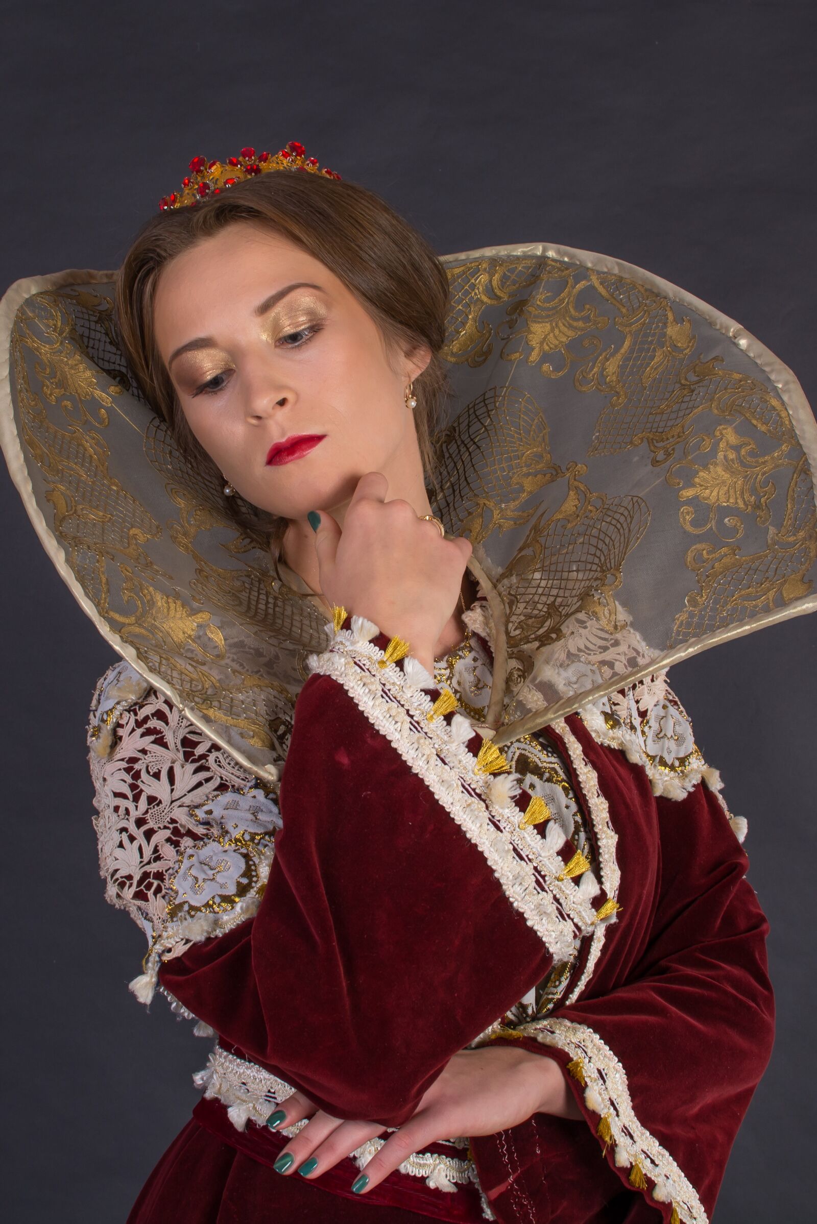 Nikon D7100 sample photo. Fashion model, queen, portrait photography