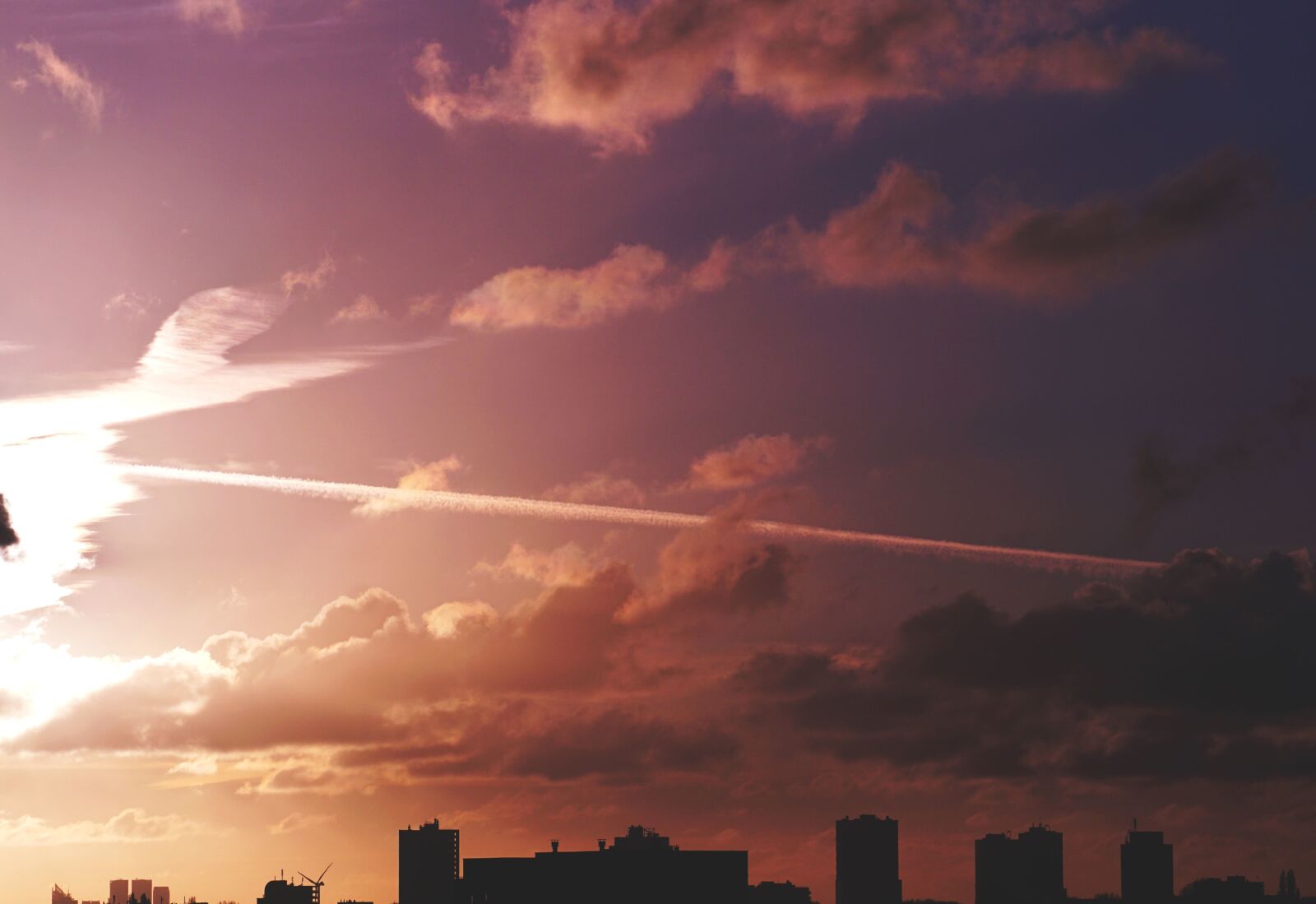 Sony ILCA-77M2 sample photo. Silhouette, sky, city, cloud photography