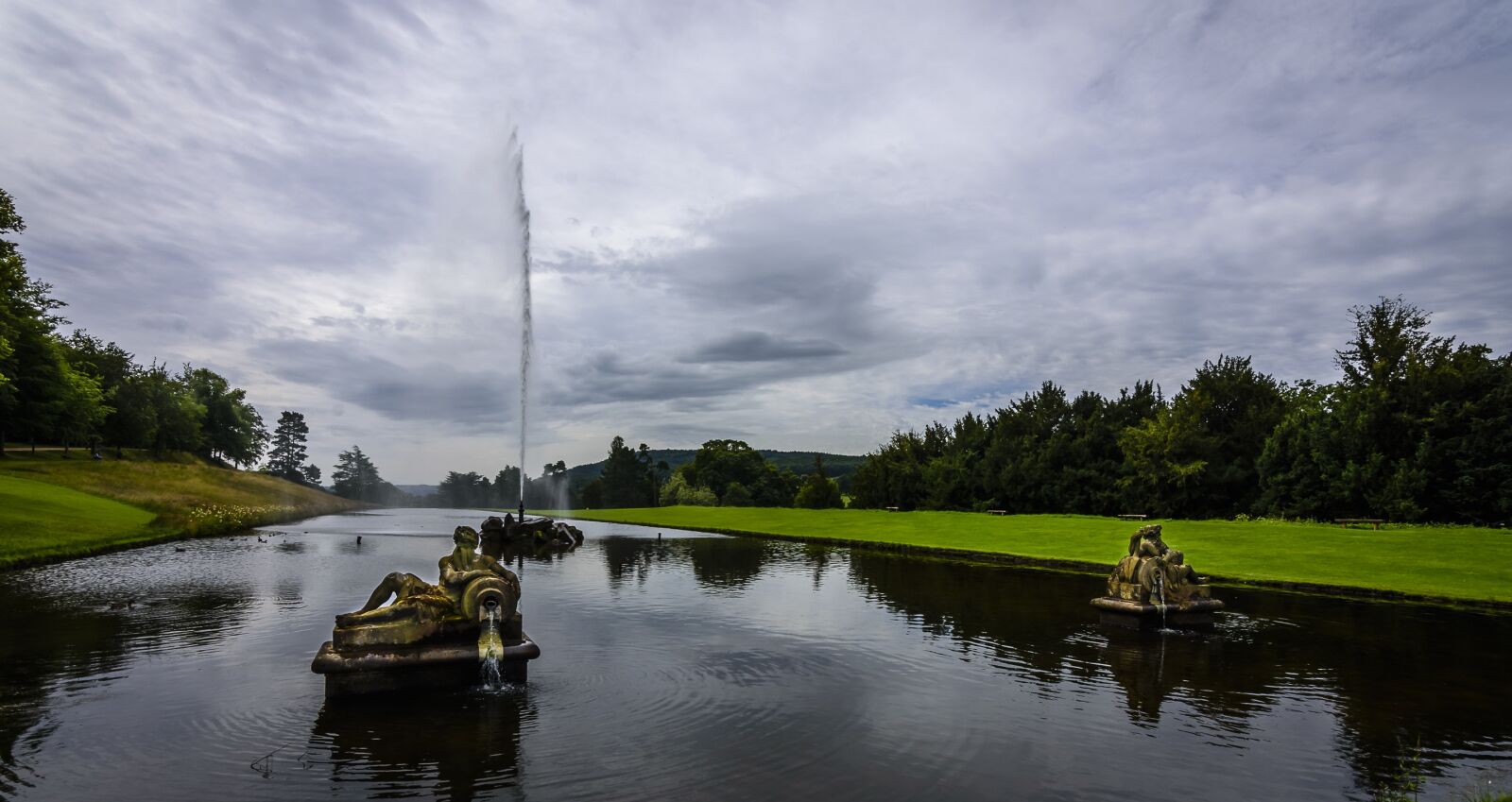 Tokina AT-X Pro 11-16mm F2.8 DX II sample photo. Landscape, fountain, water photography