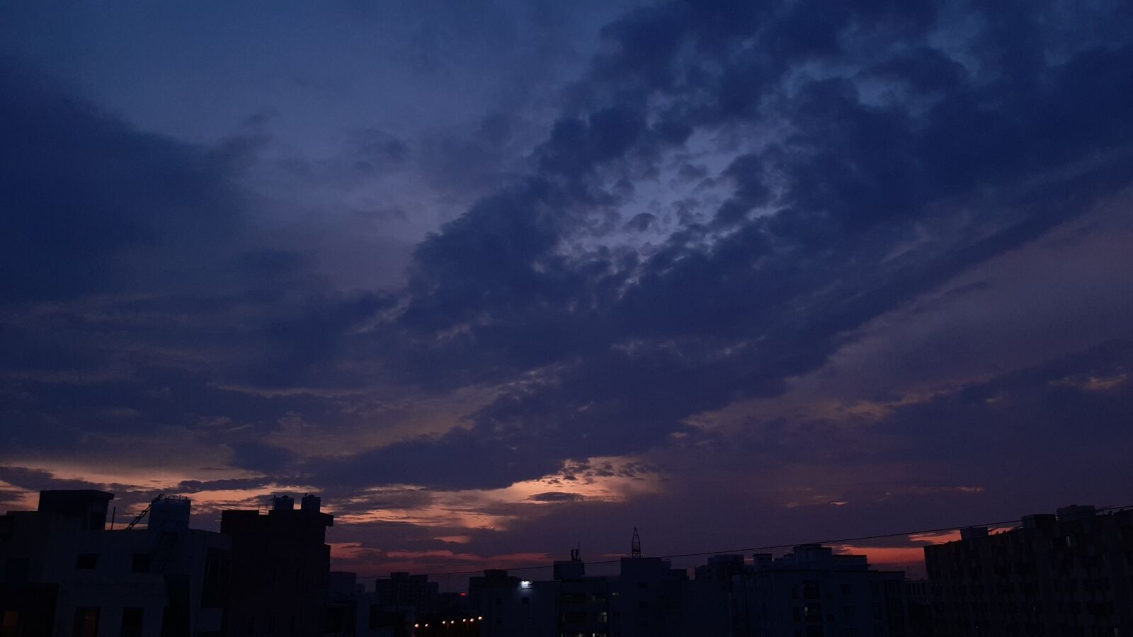 Samsung Galaxy A50 sample photo. Sky, evening, building photography