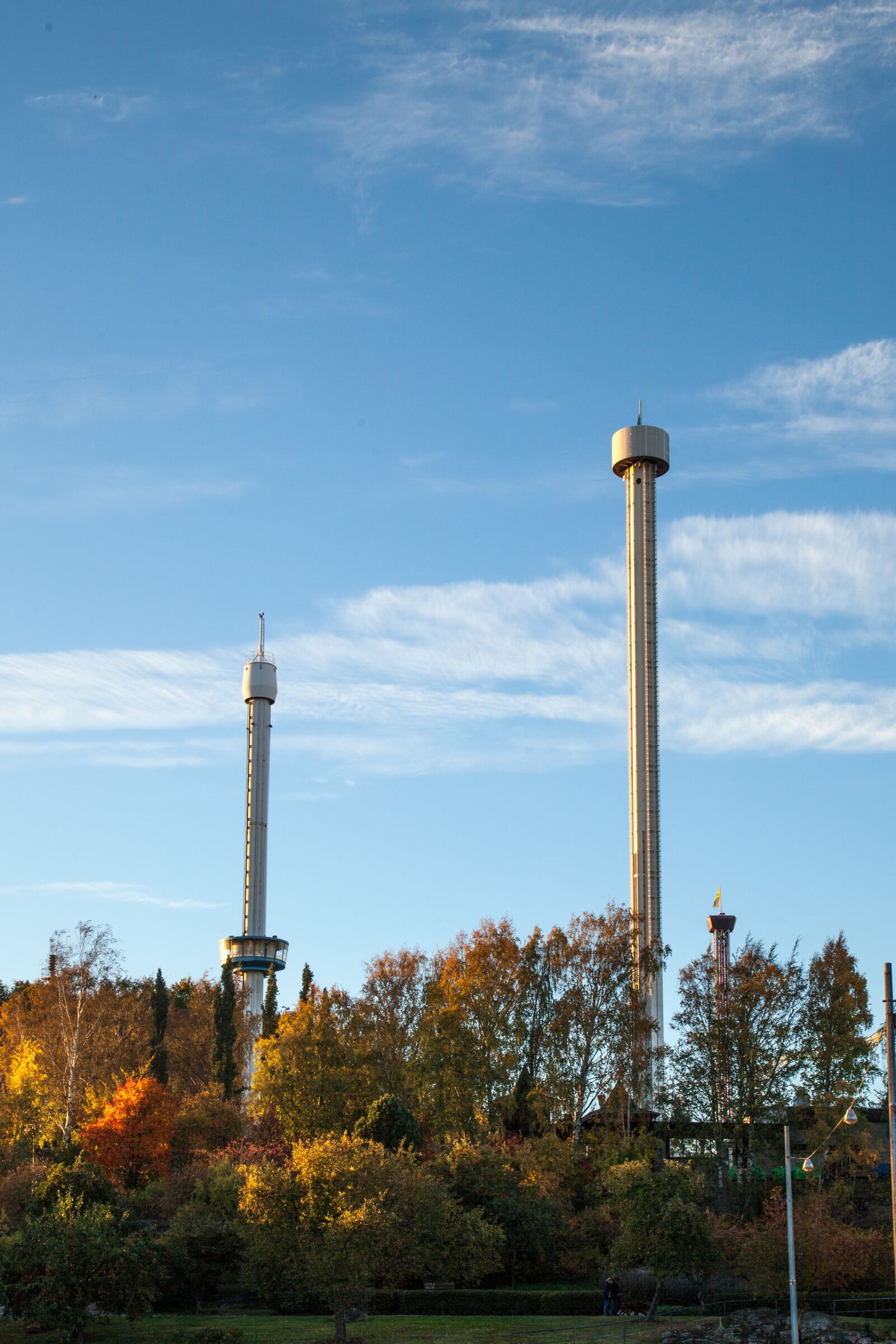 Canon EOS 5D Mark II sample photo. Linnanmäki, helsinki, autumn photography